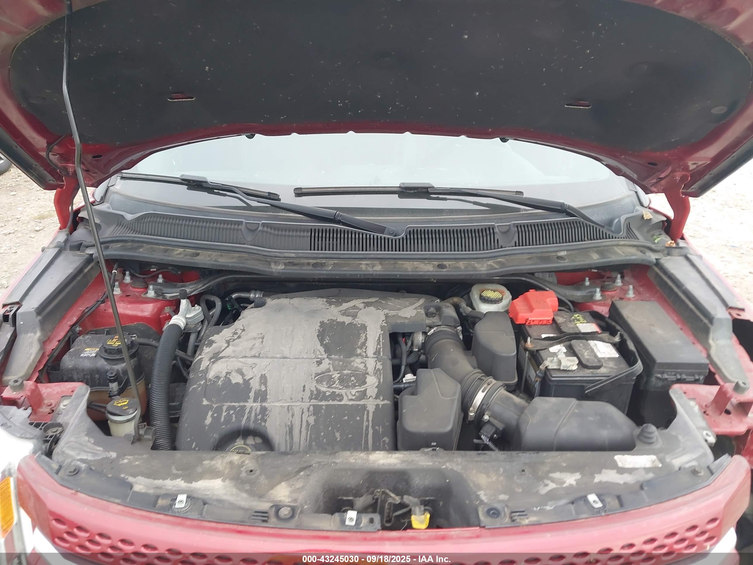 FORD EXPLORER image 10