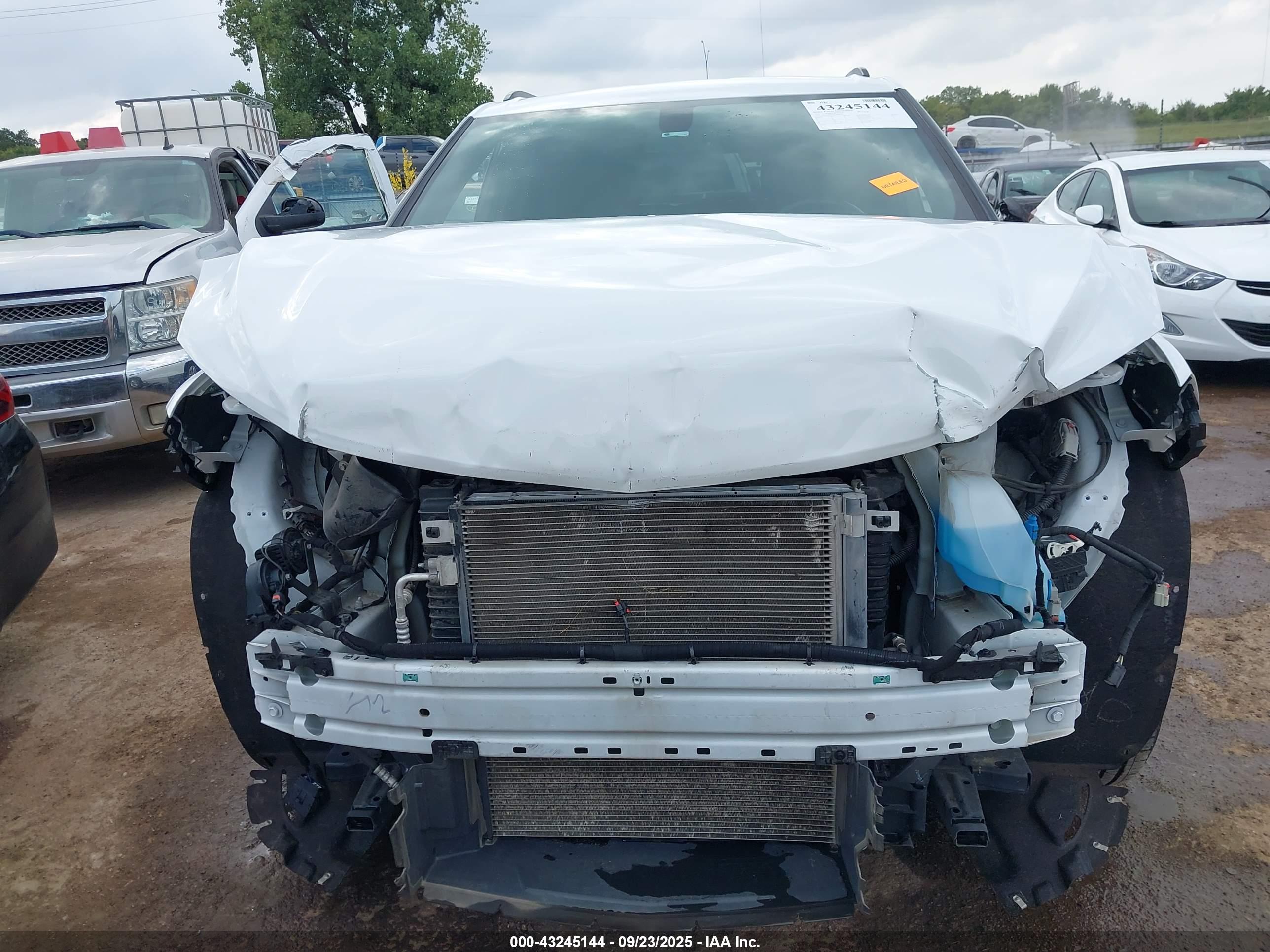 CHEVROLET BLAZER image 6