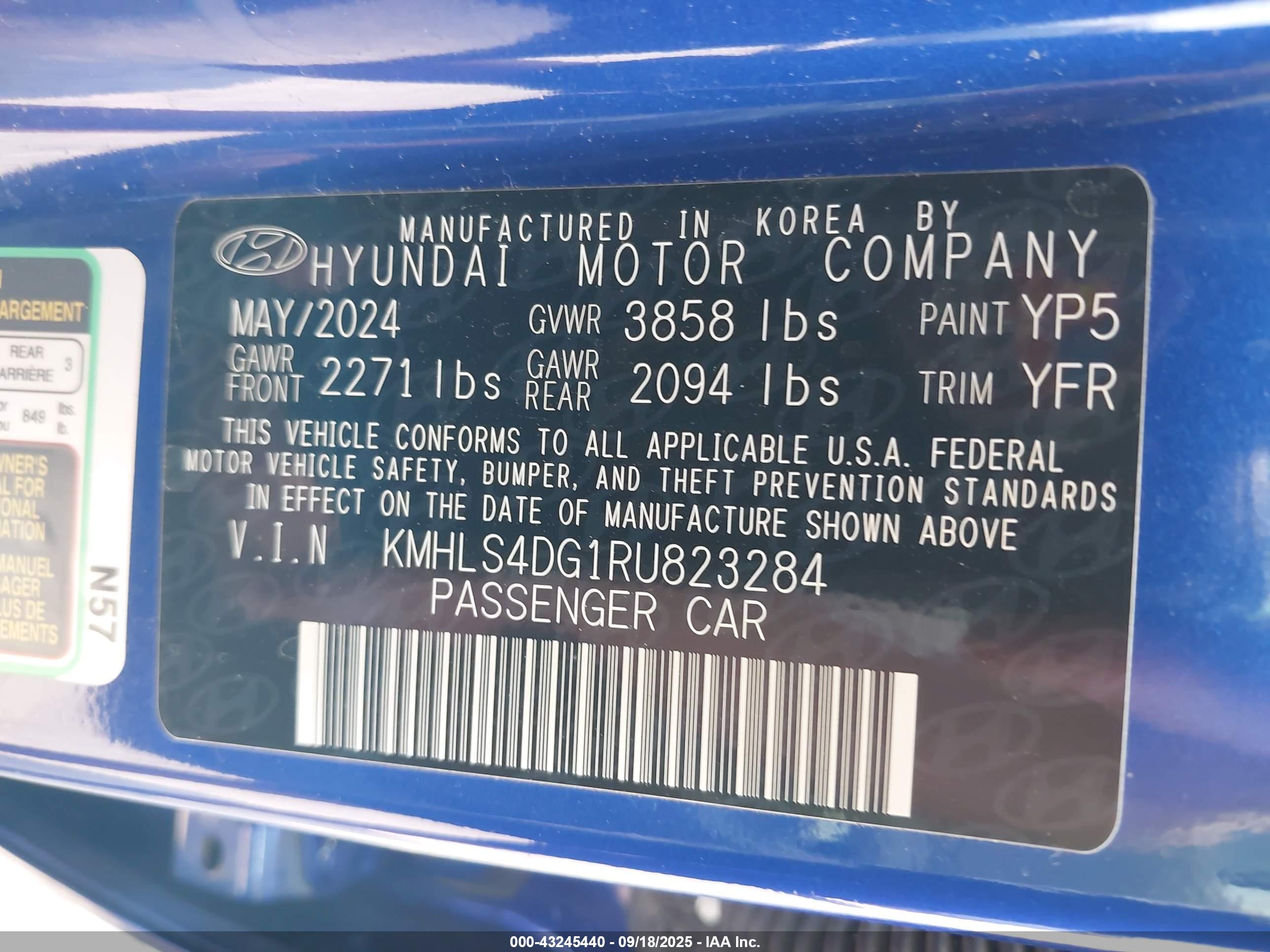 HYUNDAI ELANTRA image 9