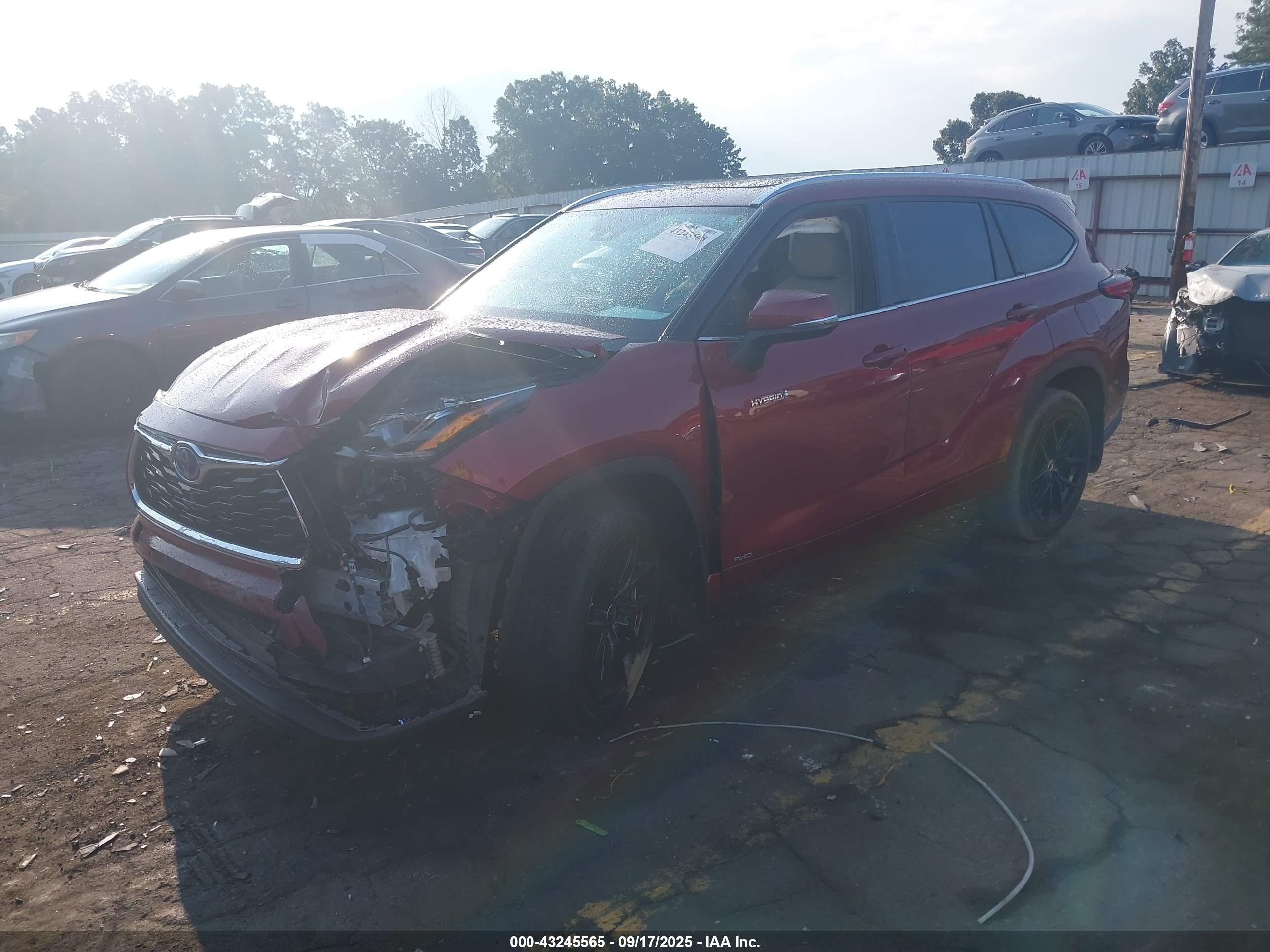 TOYOTA HIGHLANDER image 2