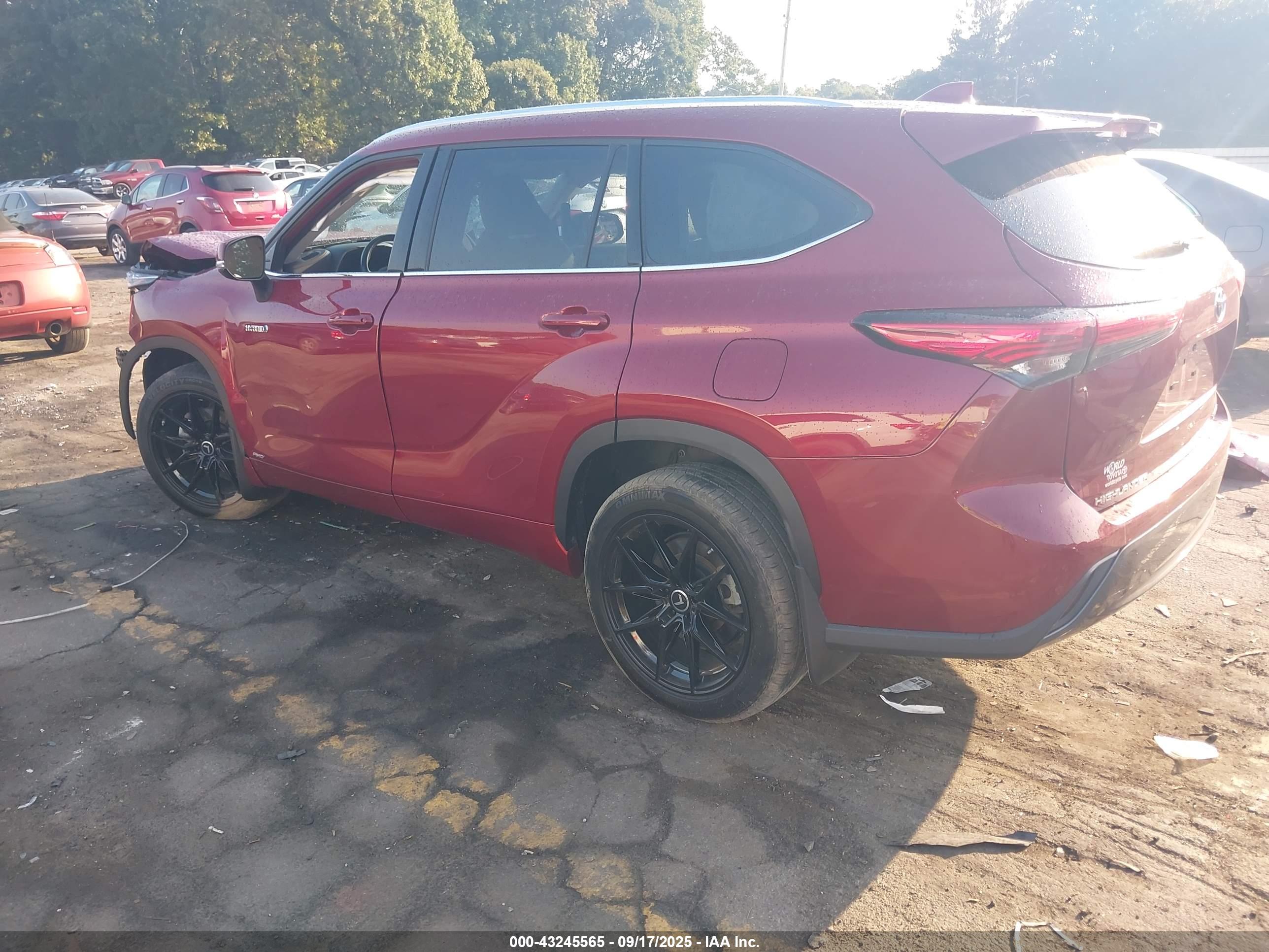 TOYOTA HIGHLANDER image 3