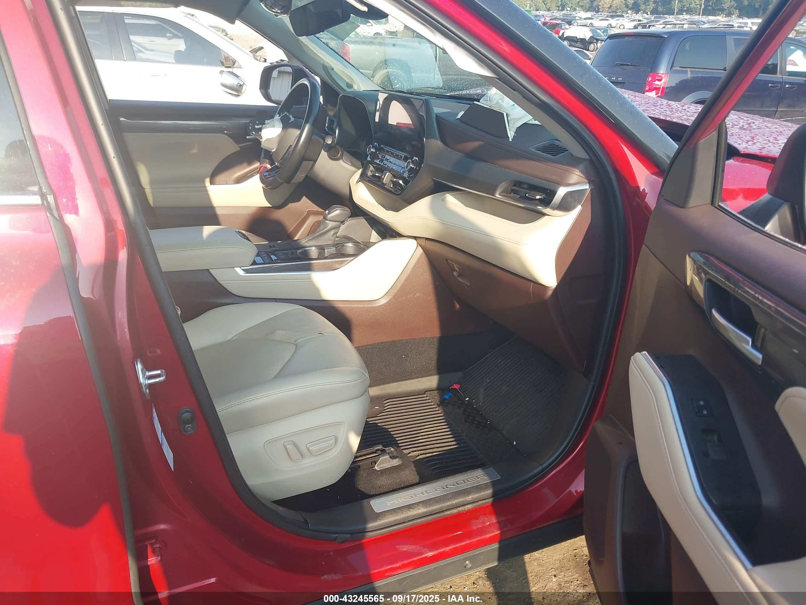 TOYOTA HIGHLANDER image 5