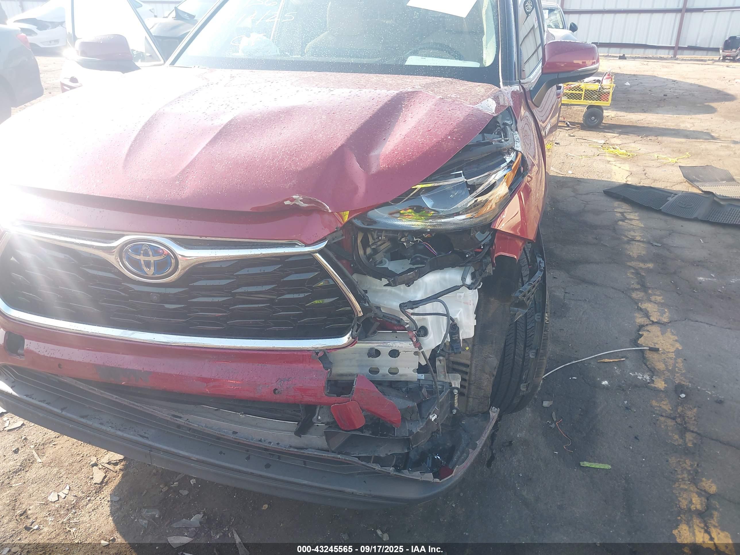 TOYOTA HIGHLANDER image 6