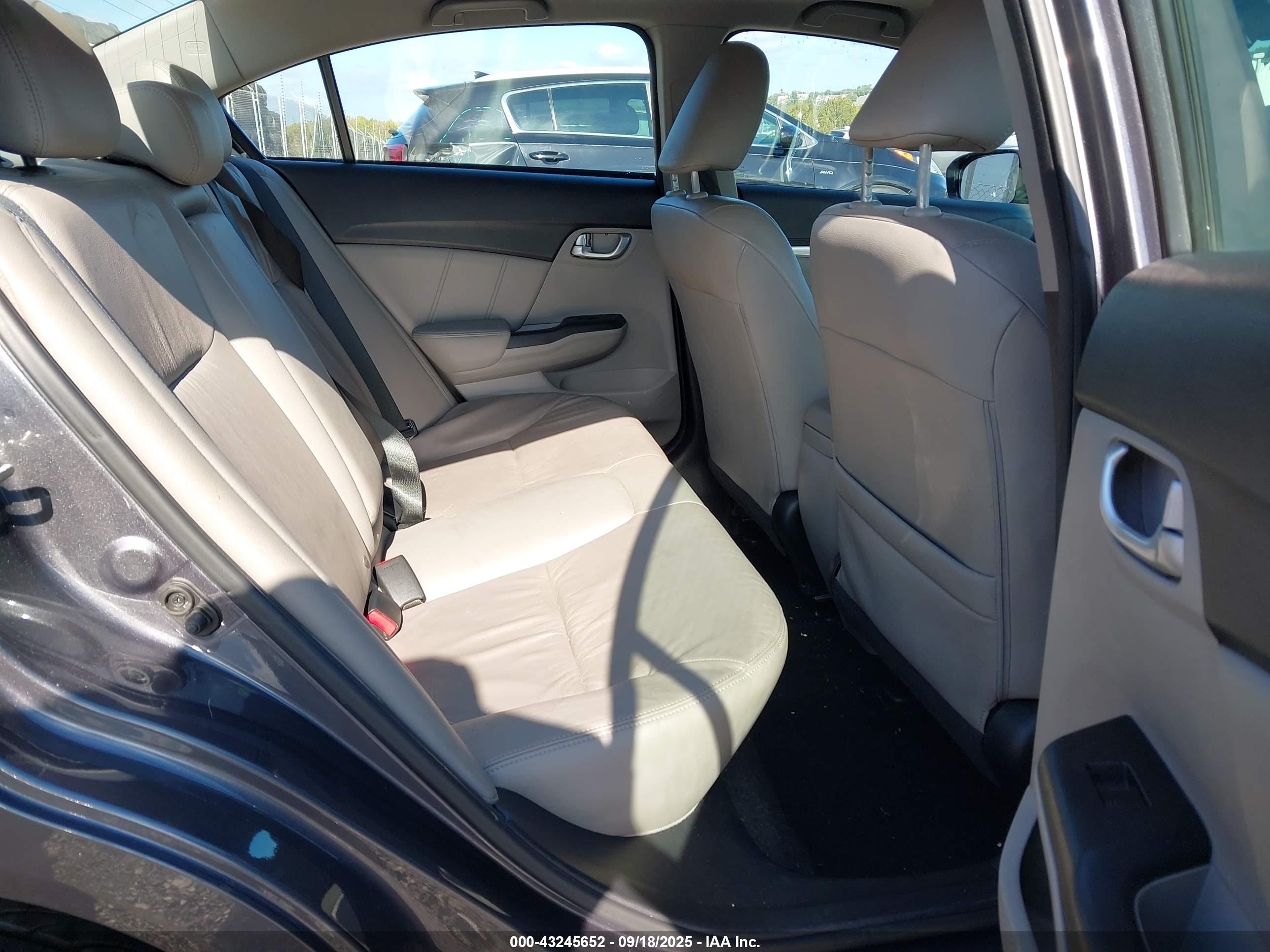 HONDA CIVIC image 8