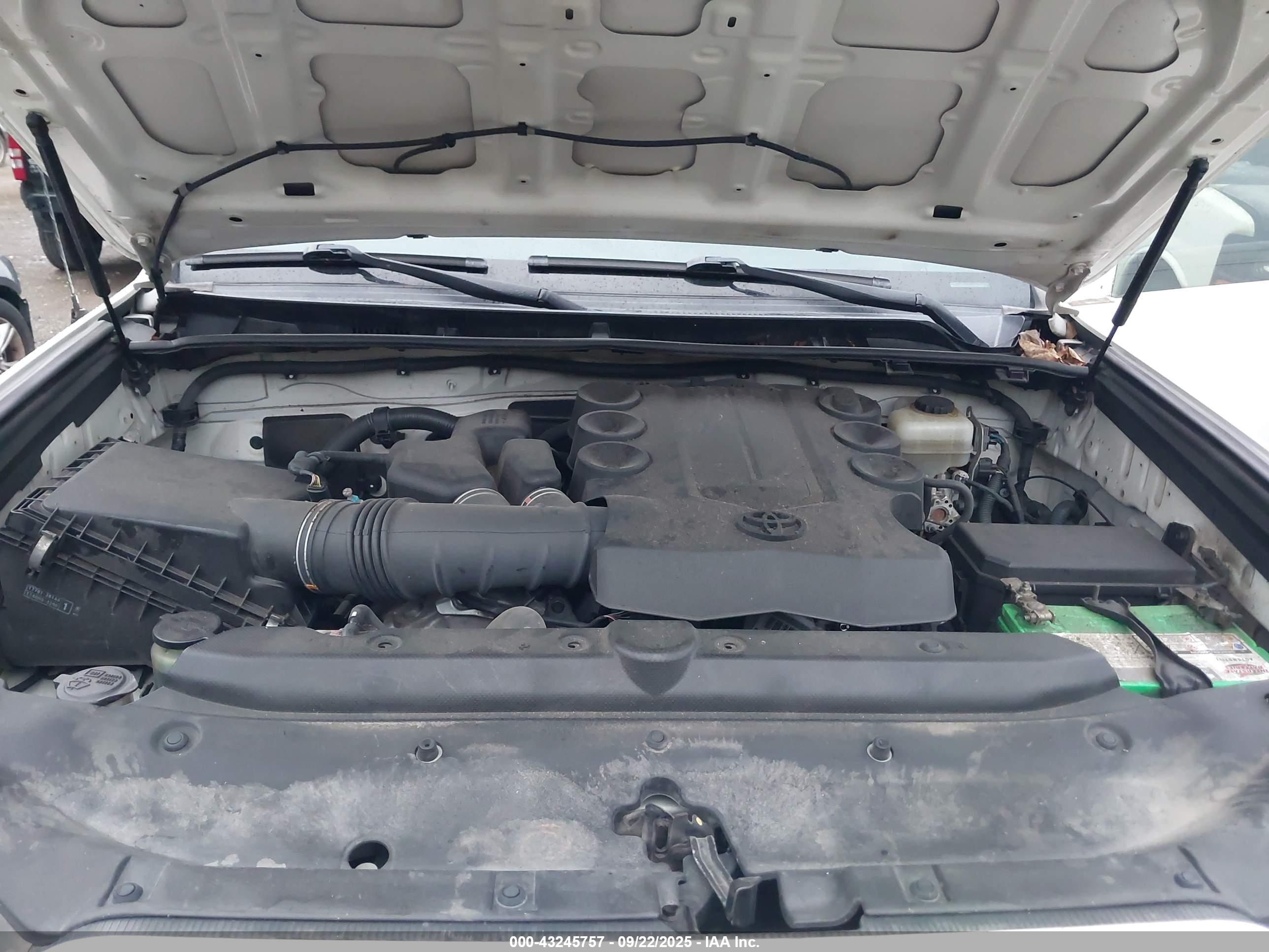 TOYOTA 4RUNNER image 10