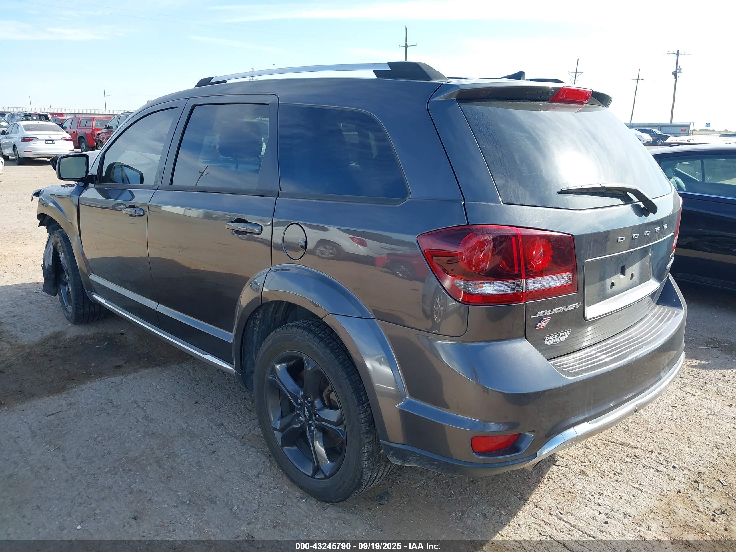 DODGE JOURNEY image 3