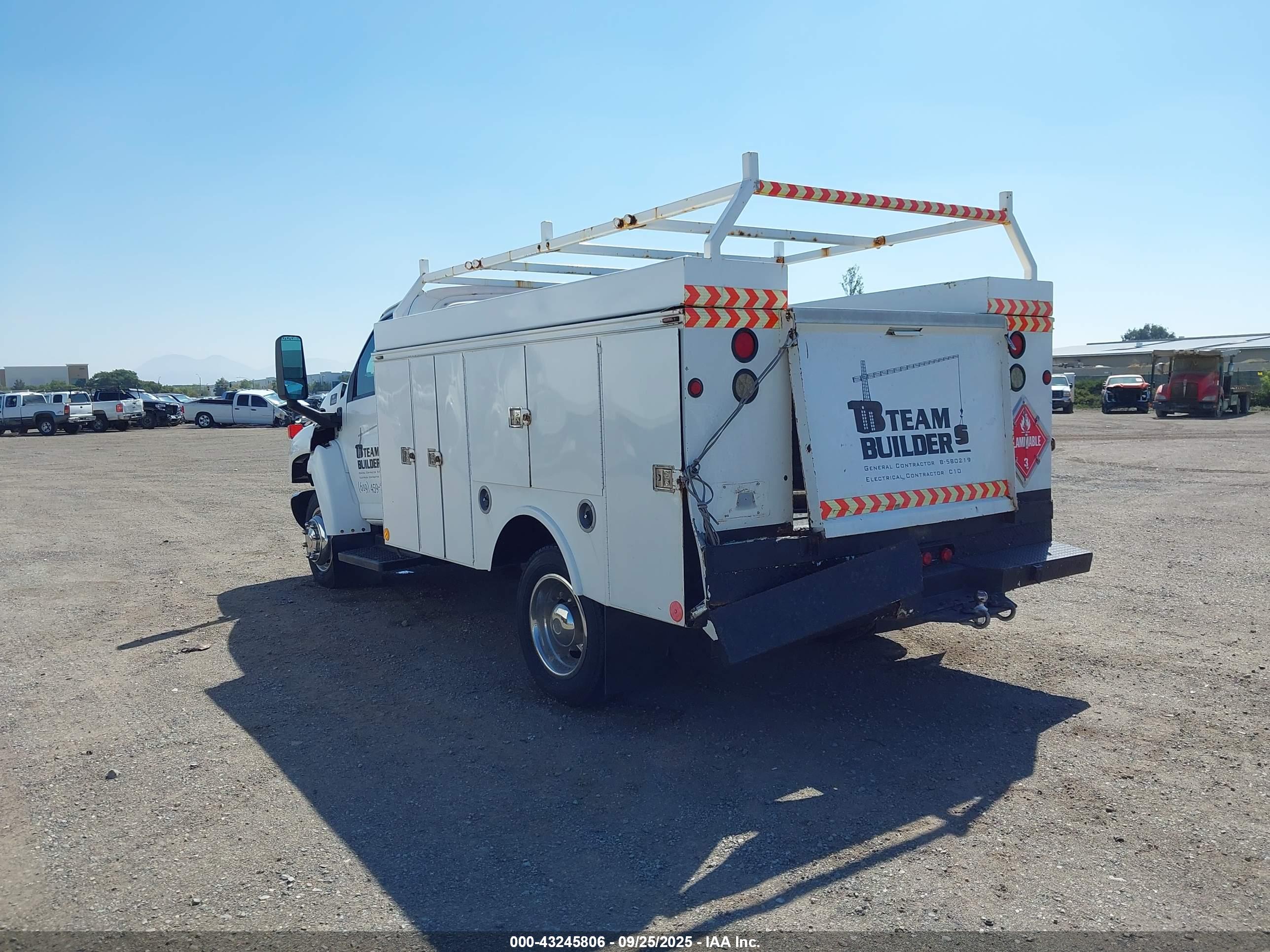 CHEVROLET CC4500 image 3