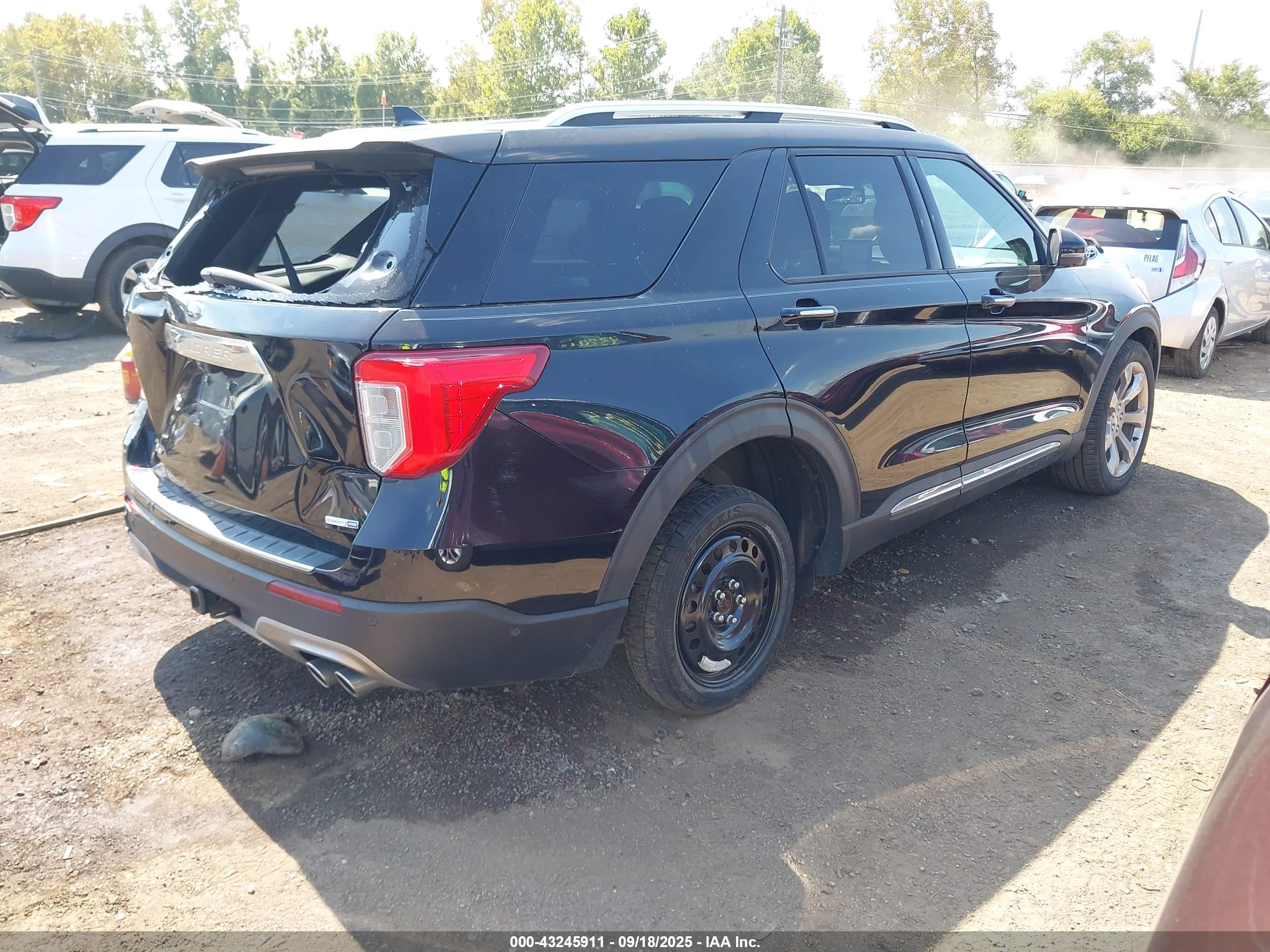 FORD EXPLORER image 4