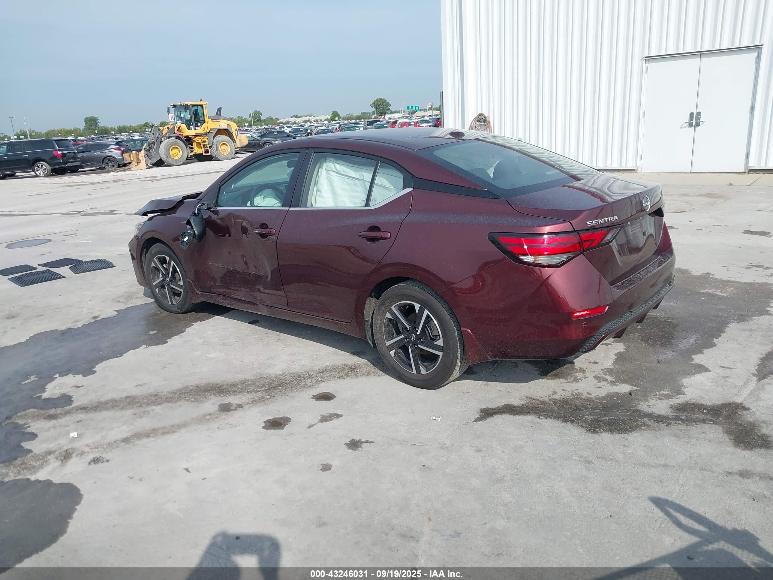 NISSAN SENTRA image 3