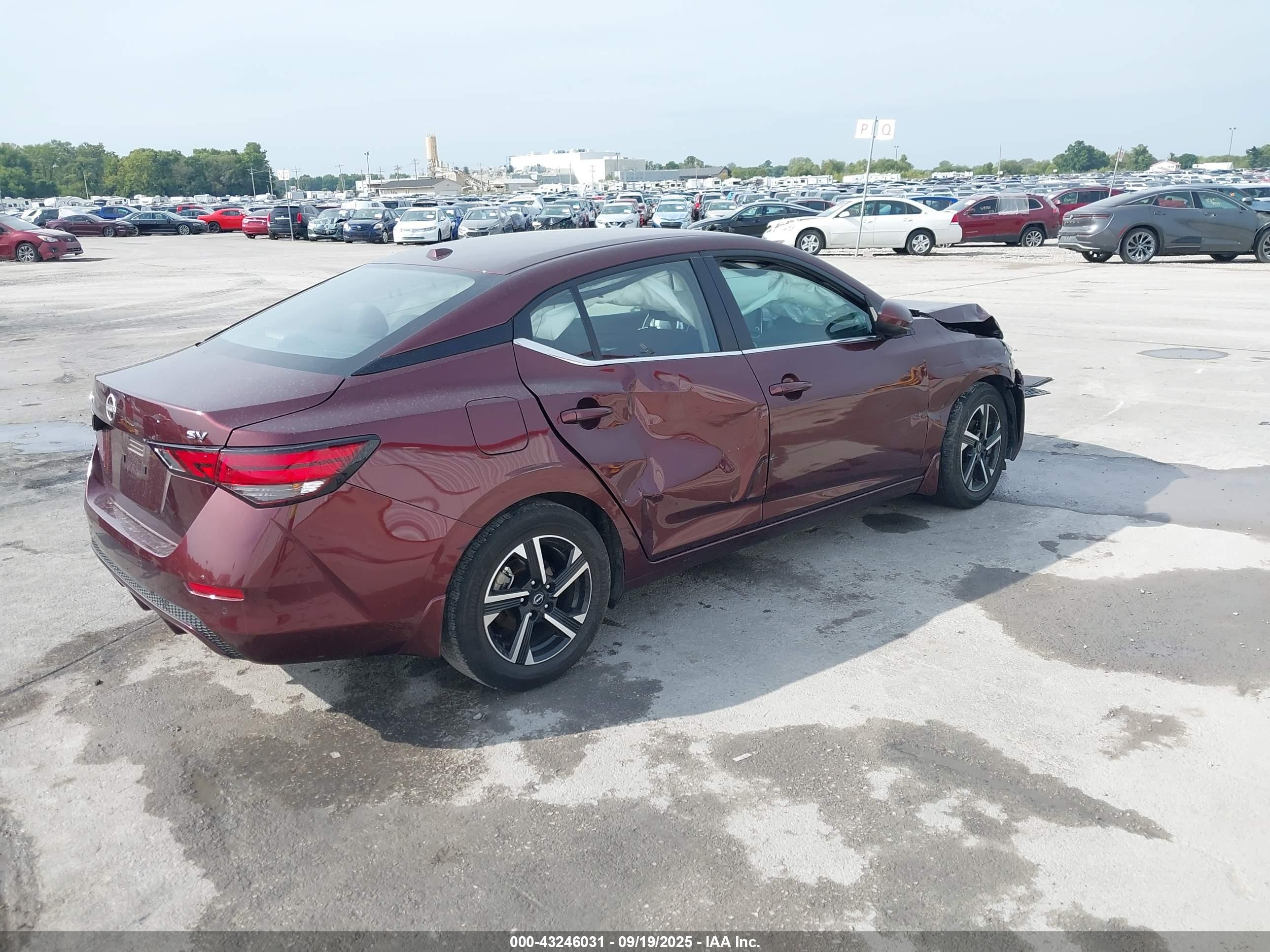 NISSAN SENTRA image 4