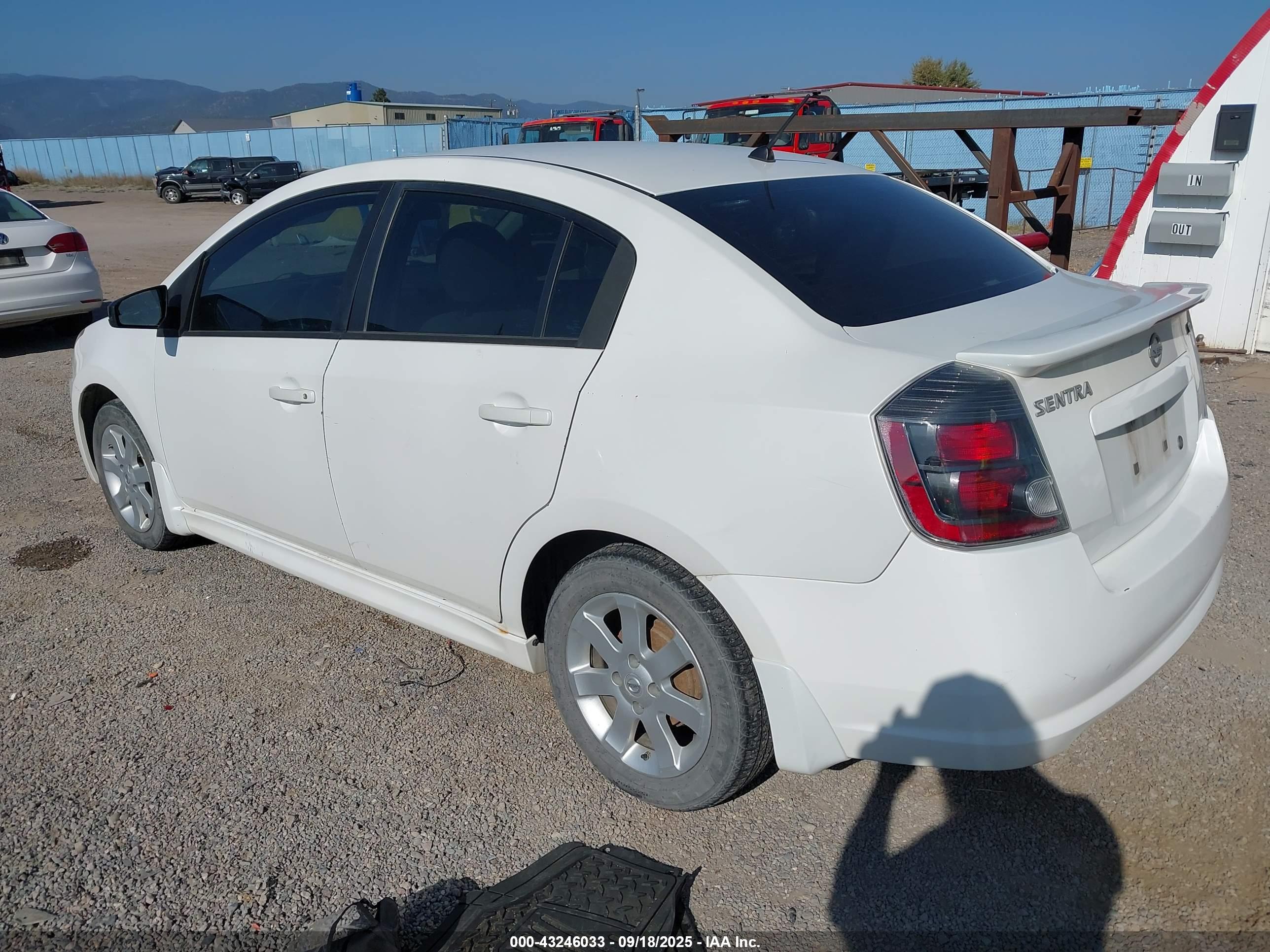 NISSAN SENTRA image 3