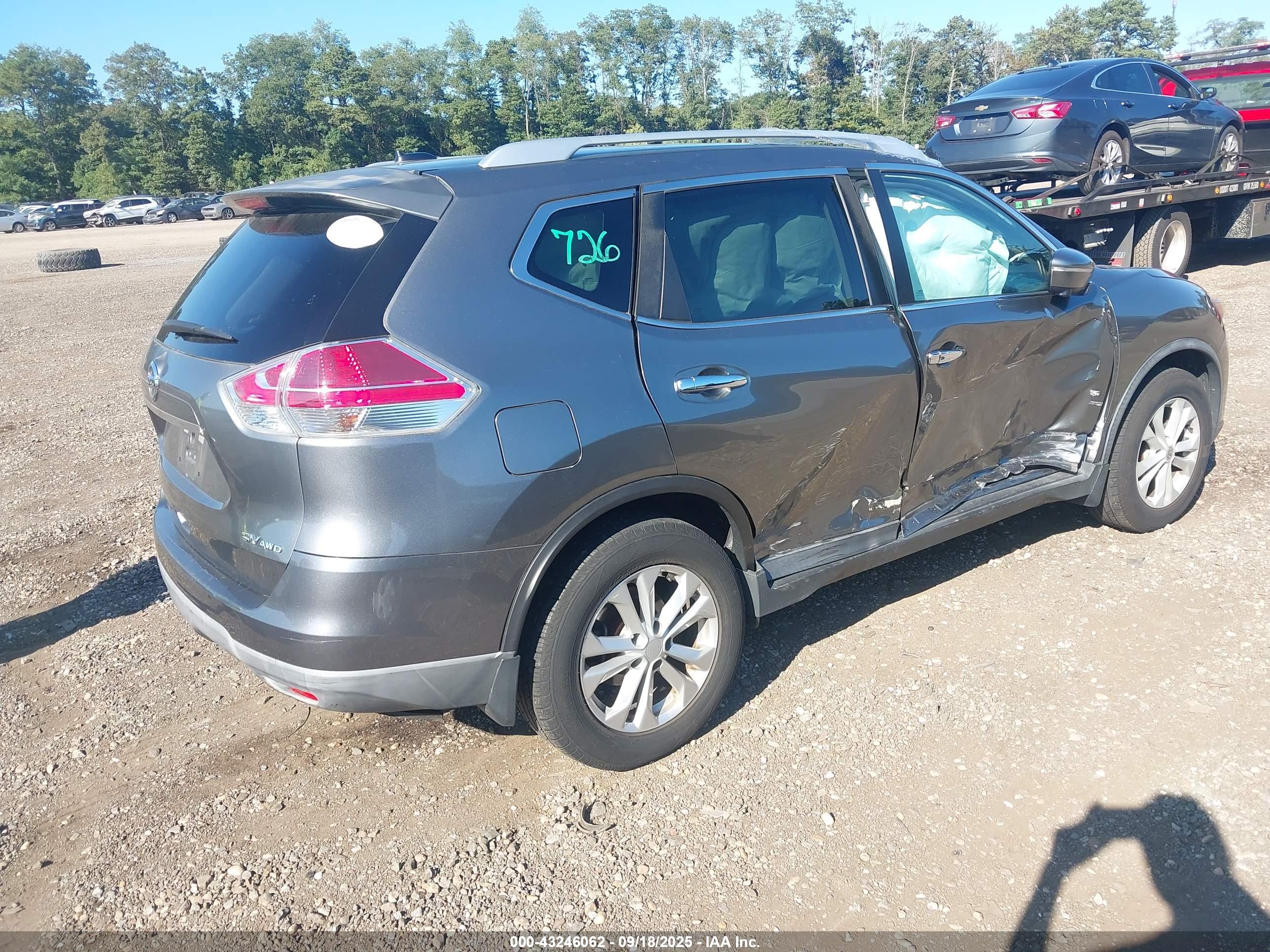 NISSAN ROGUE image 4