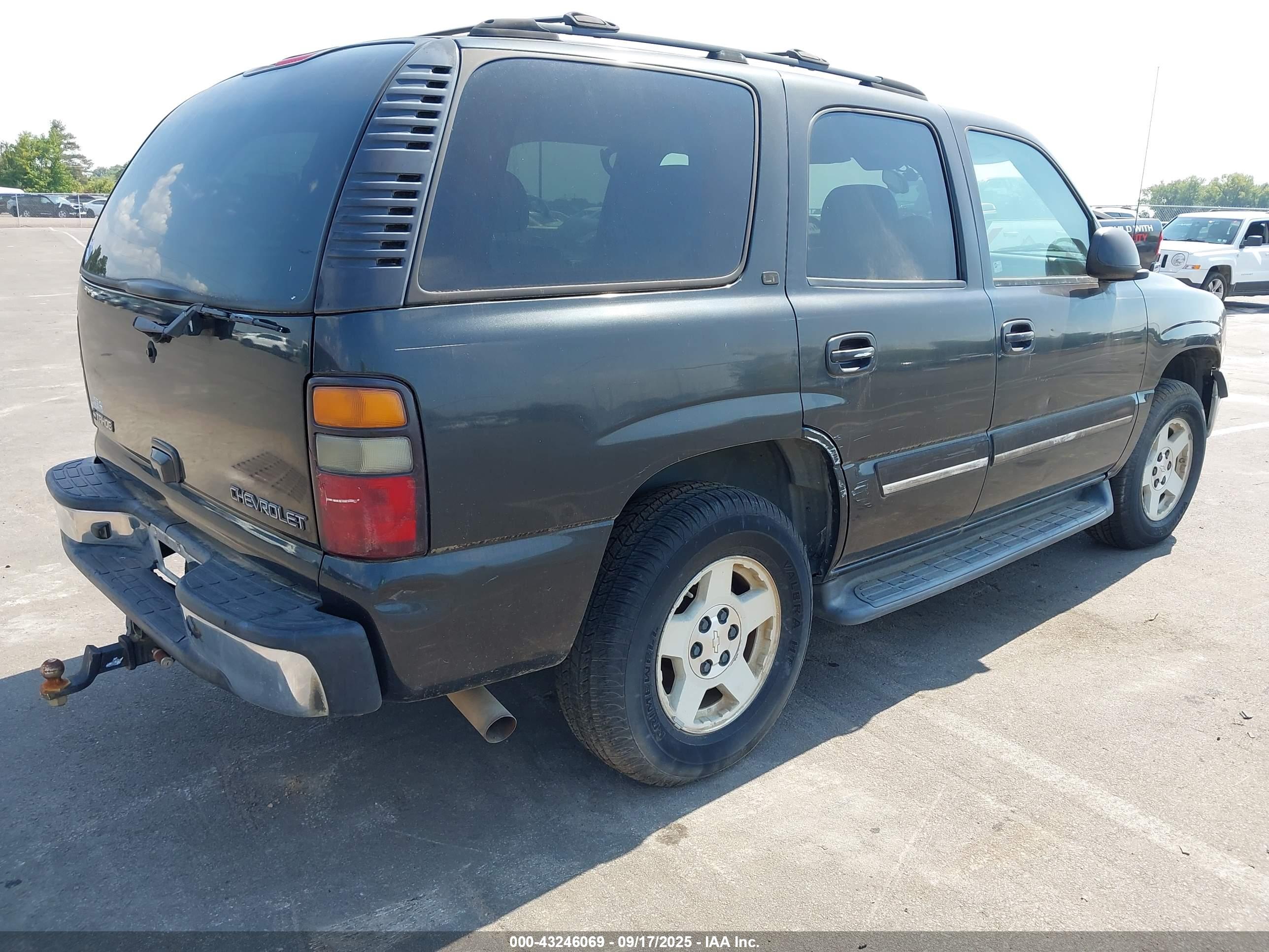 CHEVROLET TAHOE image 4