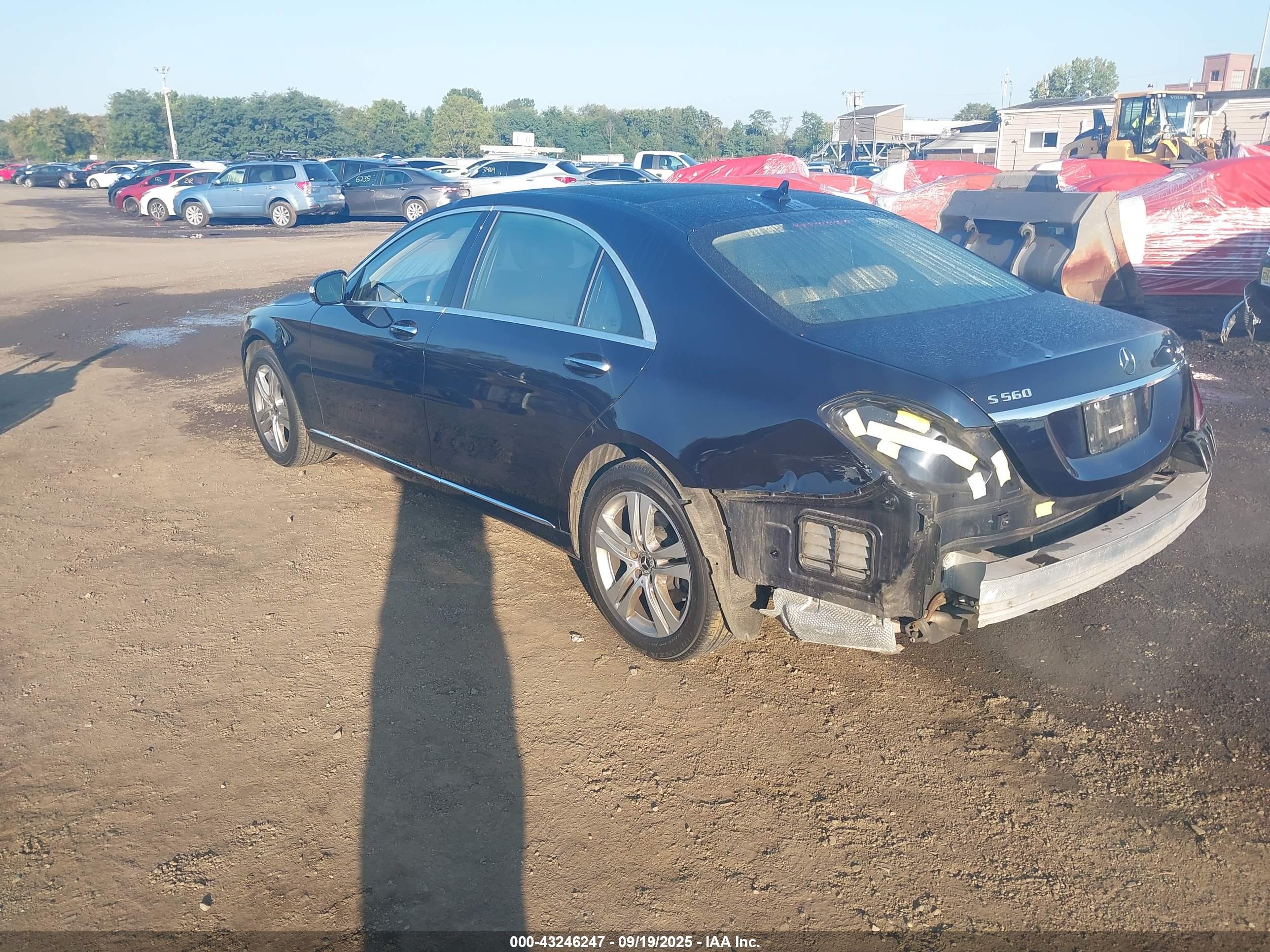 MERCEDES-BENZ S image 3