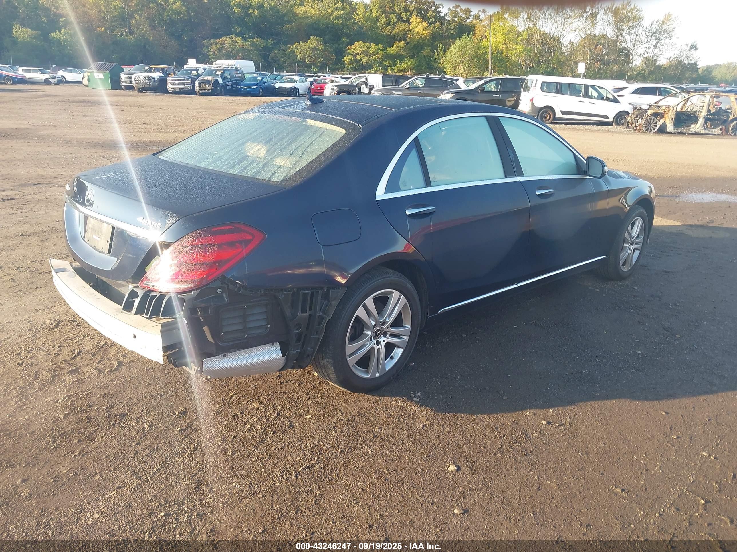 MERCEDES-BENZ S image 4