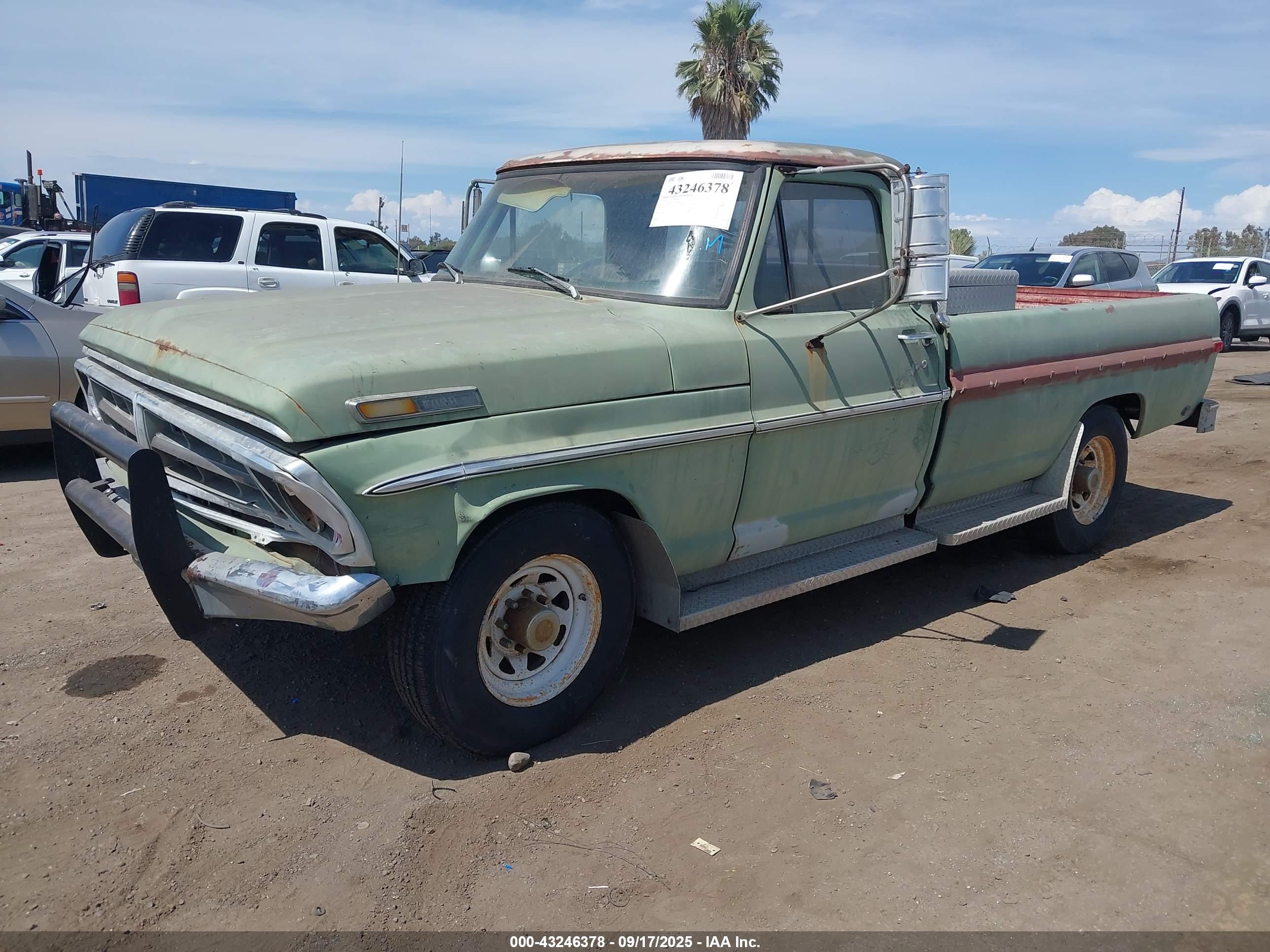 FORD F-250 image 2