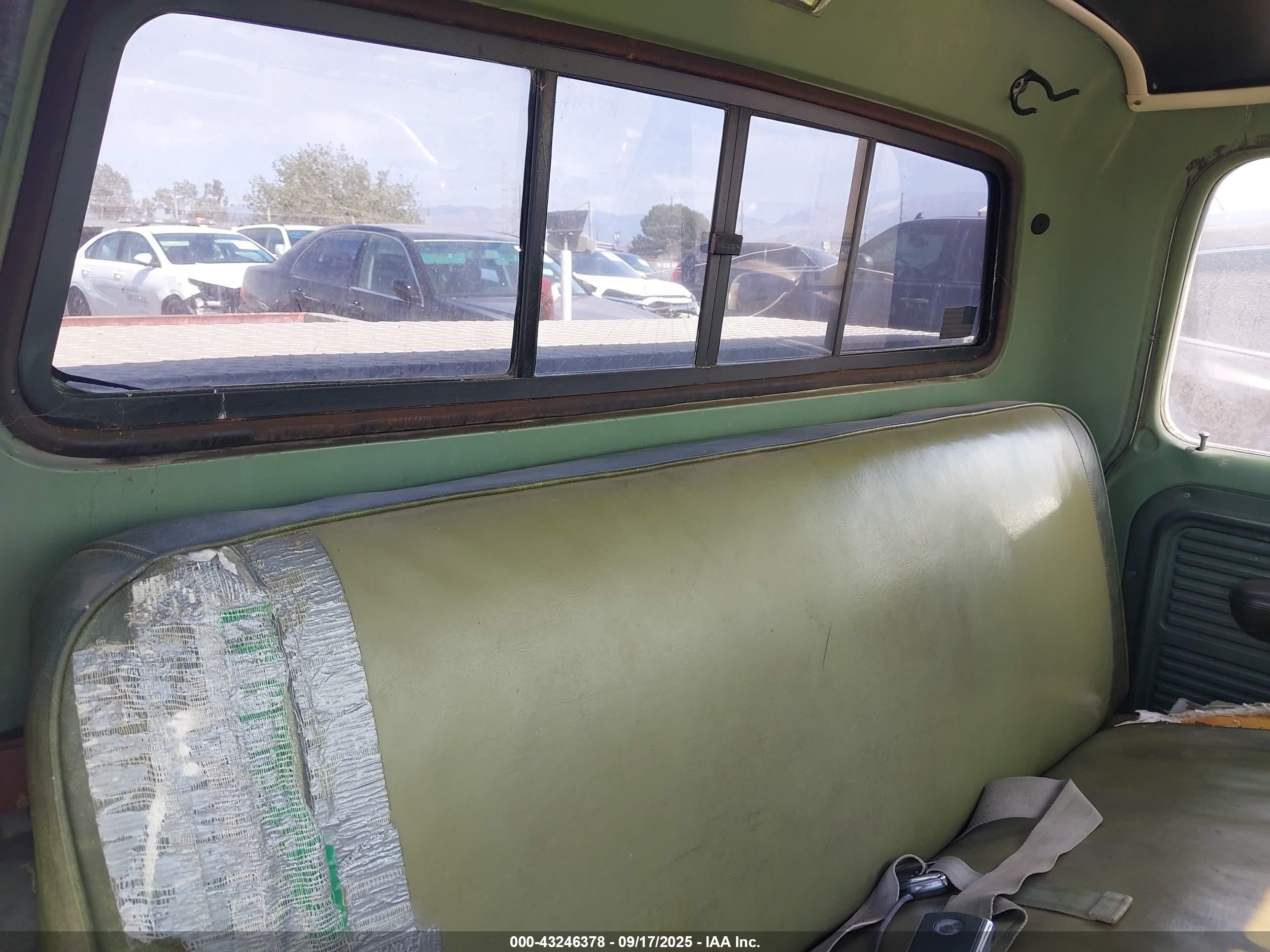 FORD F-250 image 8