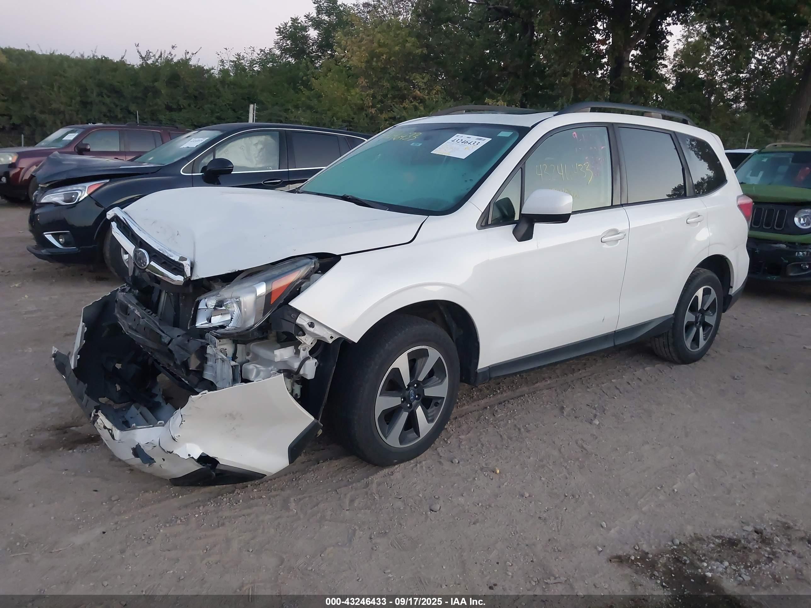SUBARU FORESTER image 2