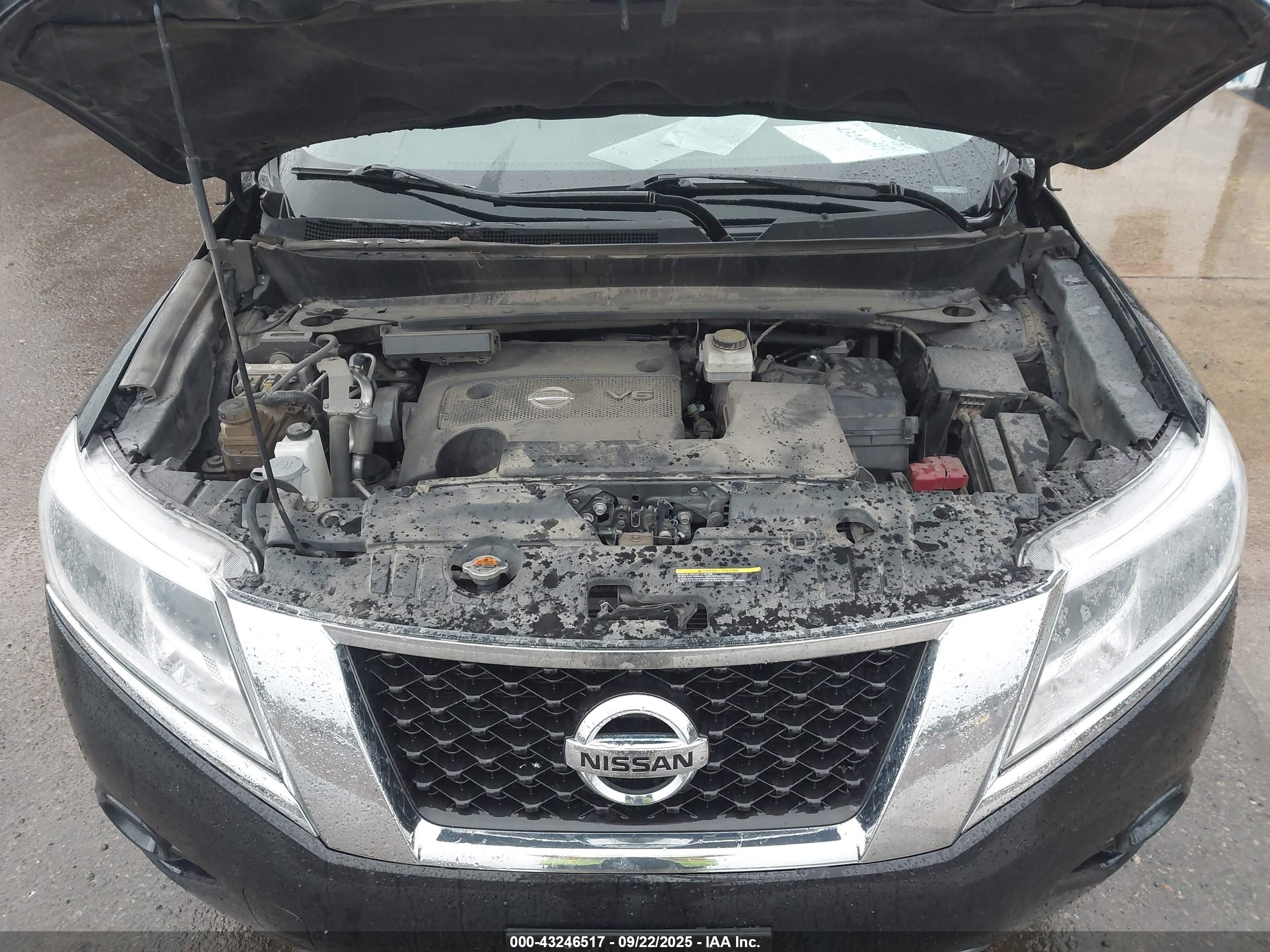 NISSAN PATHFINDER image 10