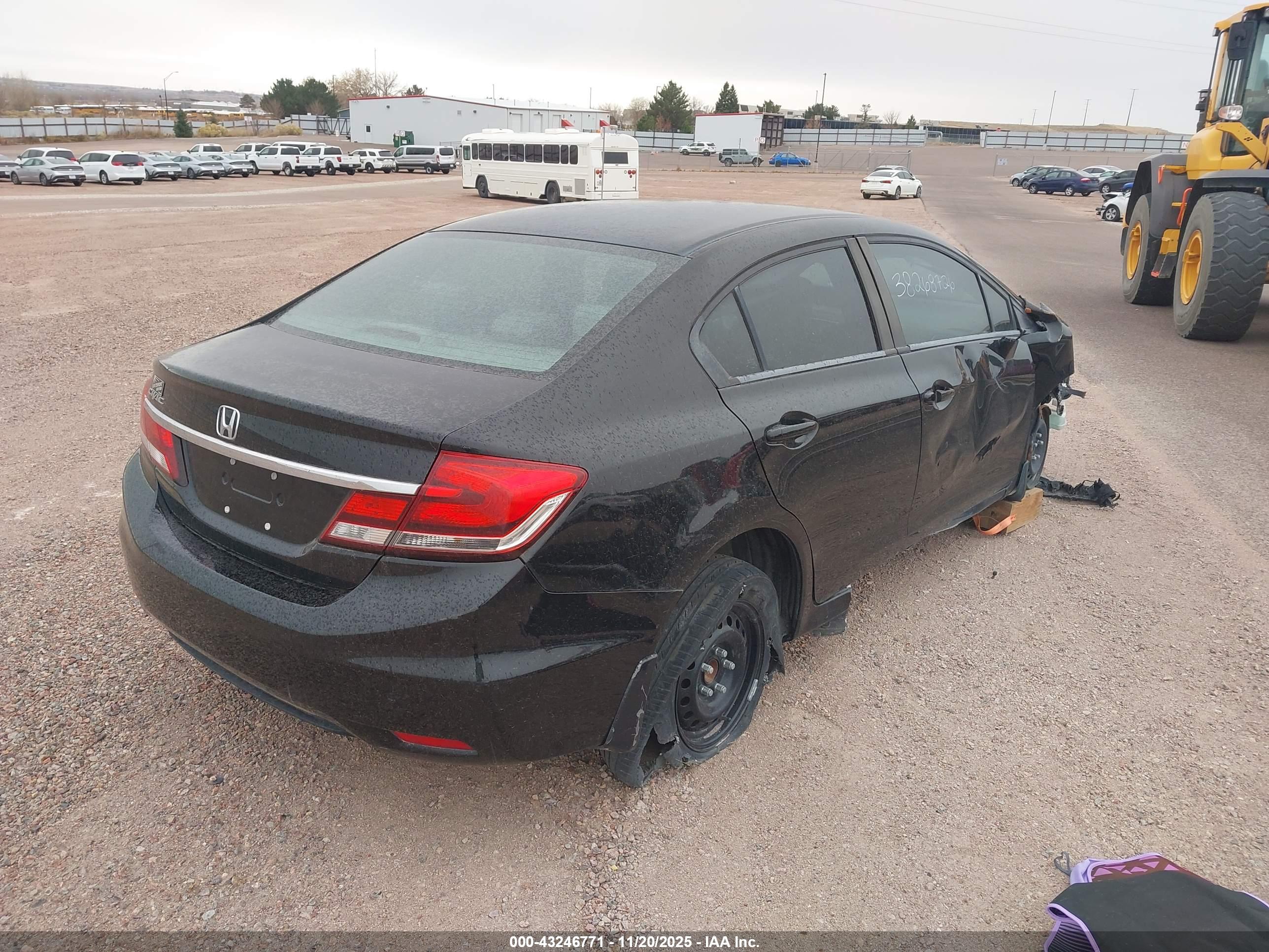 HONDA CIVIC image 4