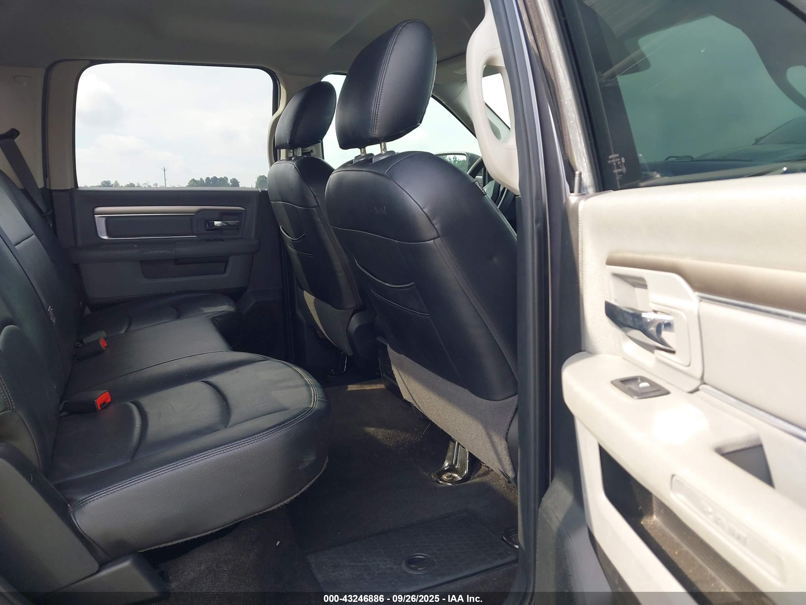 RAM 1500 image 8