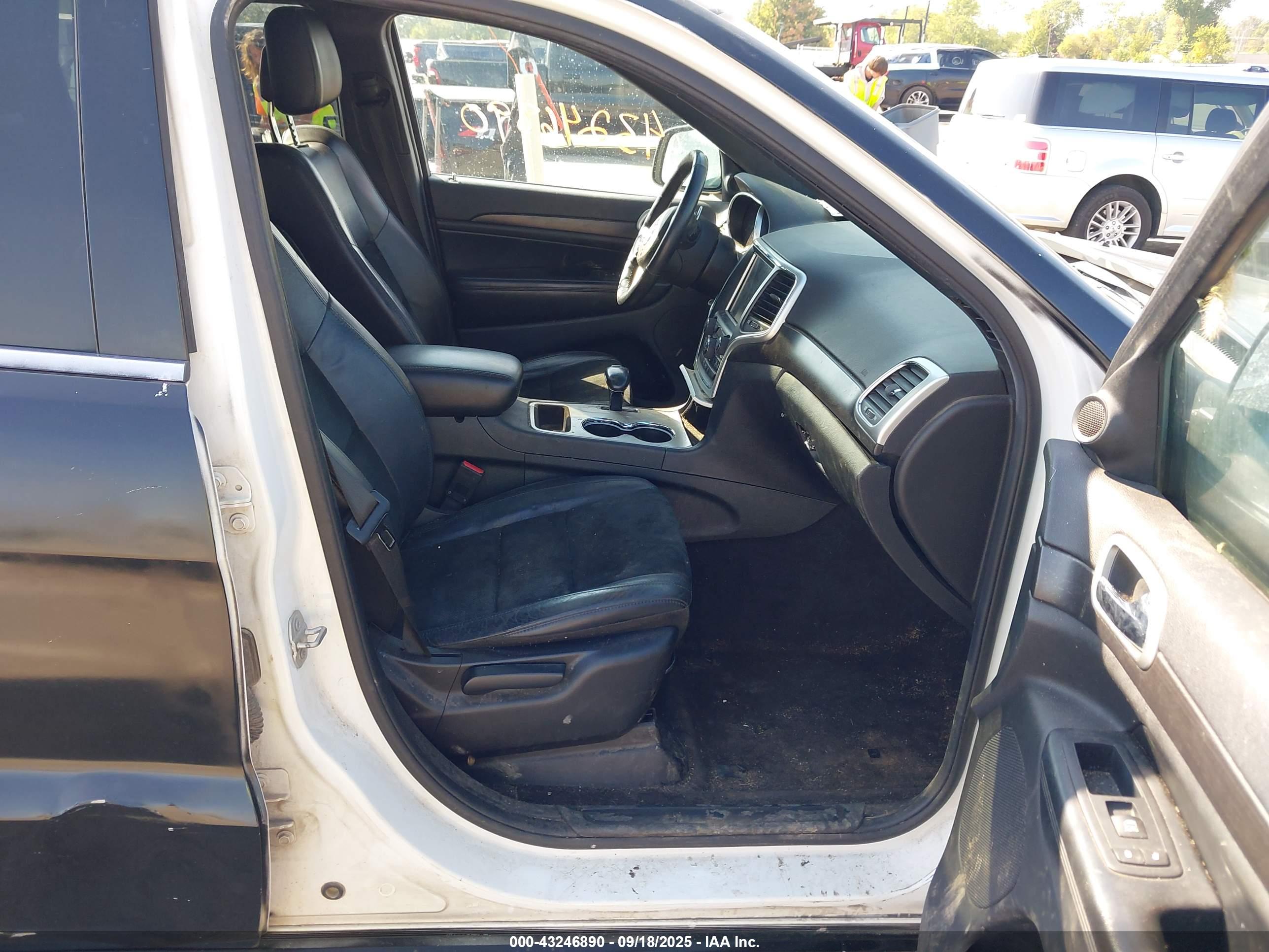 JEEP GRAND image 5