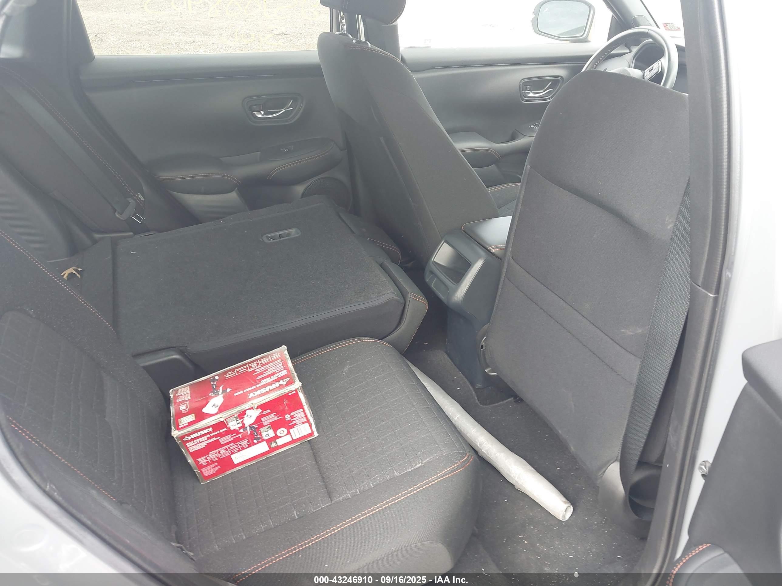 HONDA HR-V image 8