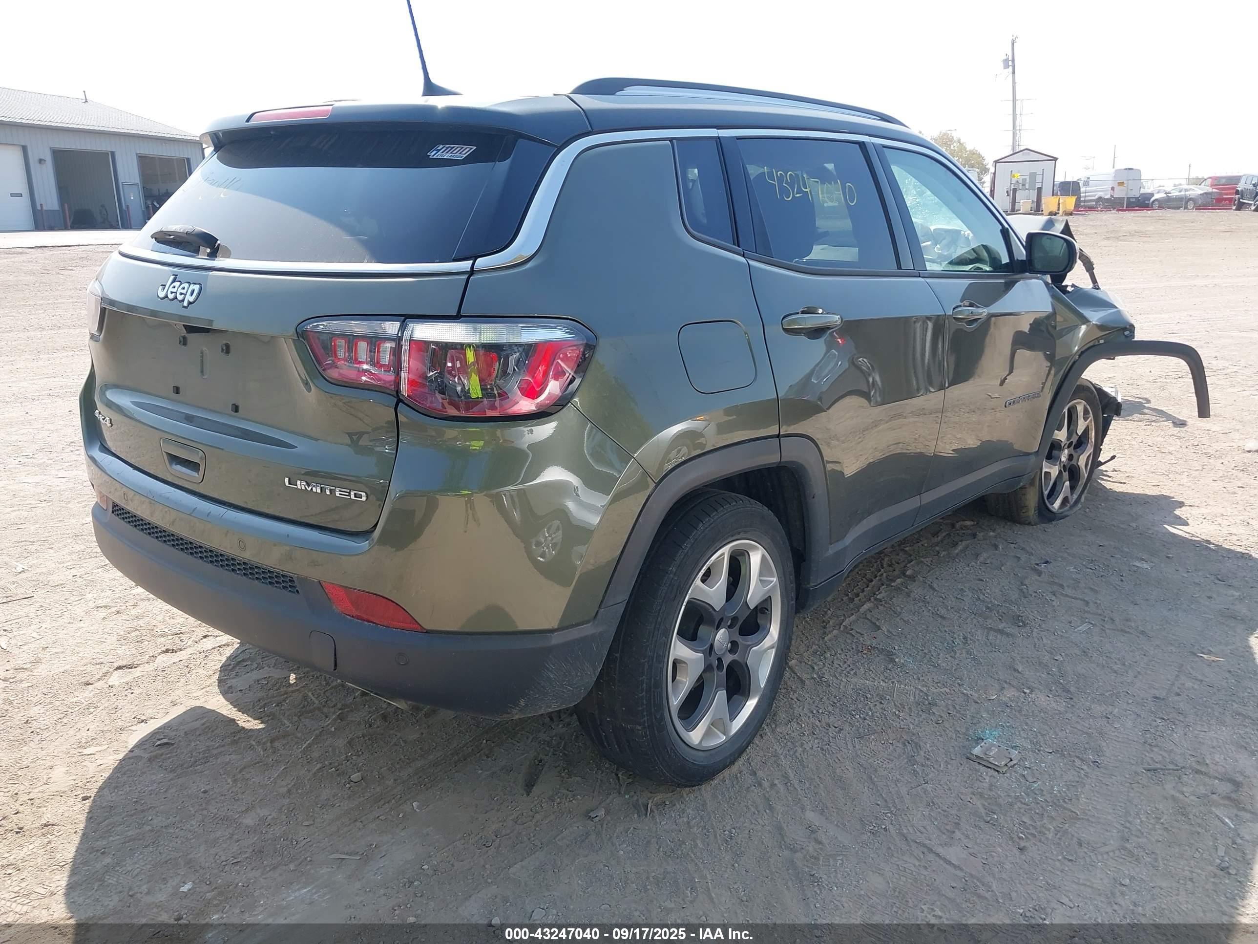 JEEP COMPASS image 4