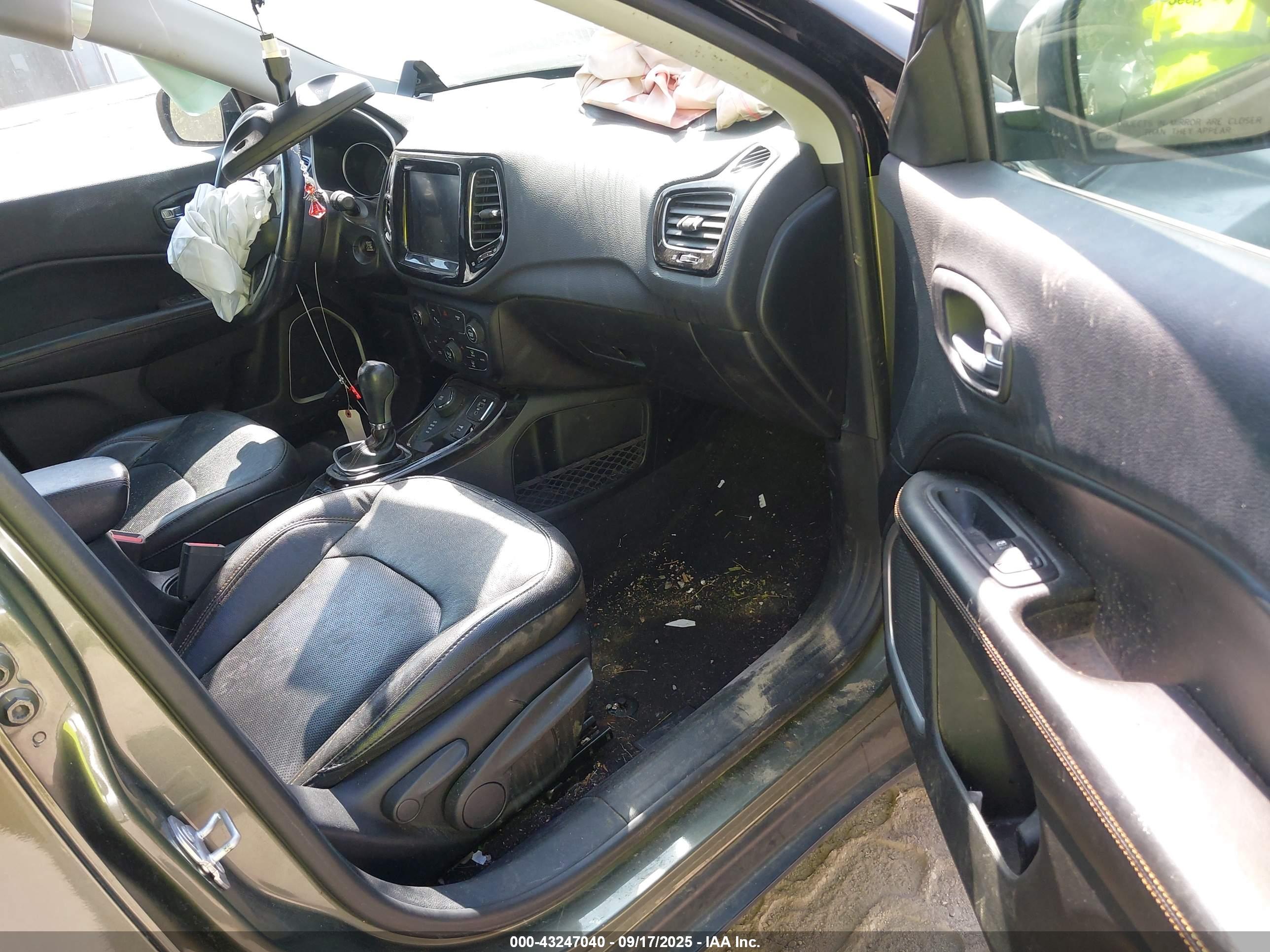 JEEP COMPASS image 5