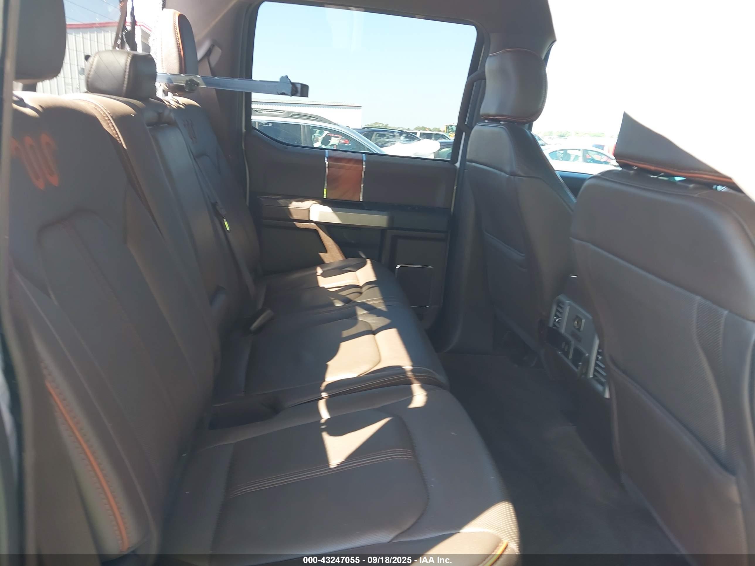 FORD F-150 image 8