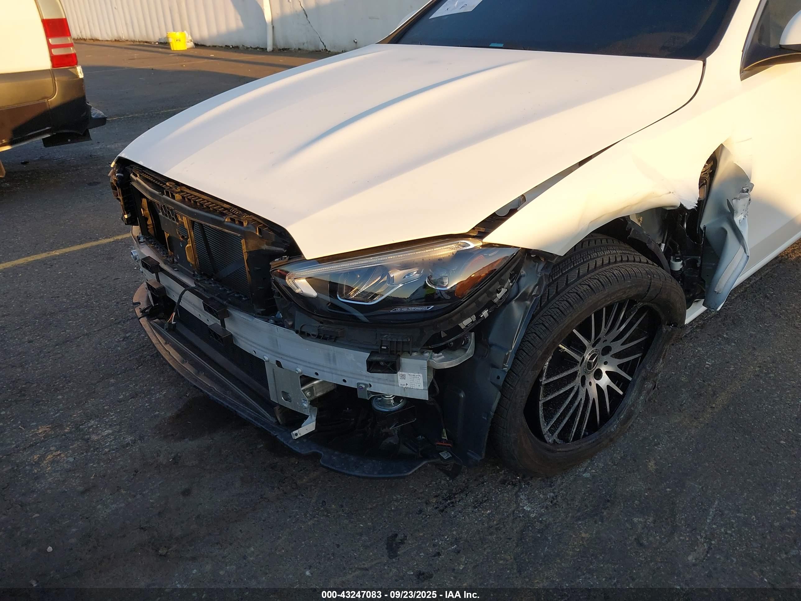 MERCEDES-BENZ C image 6