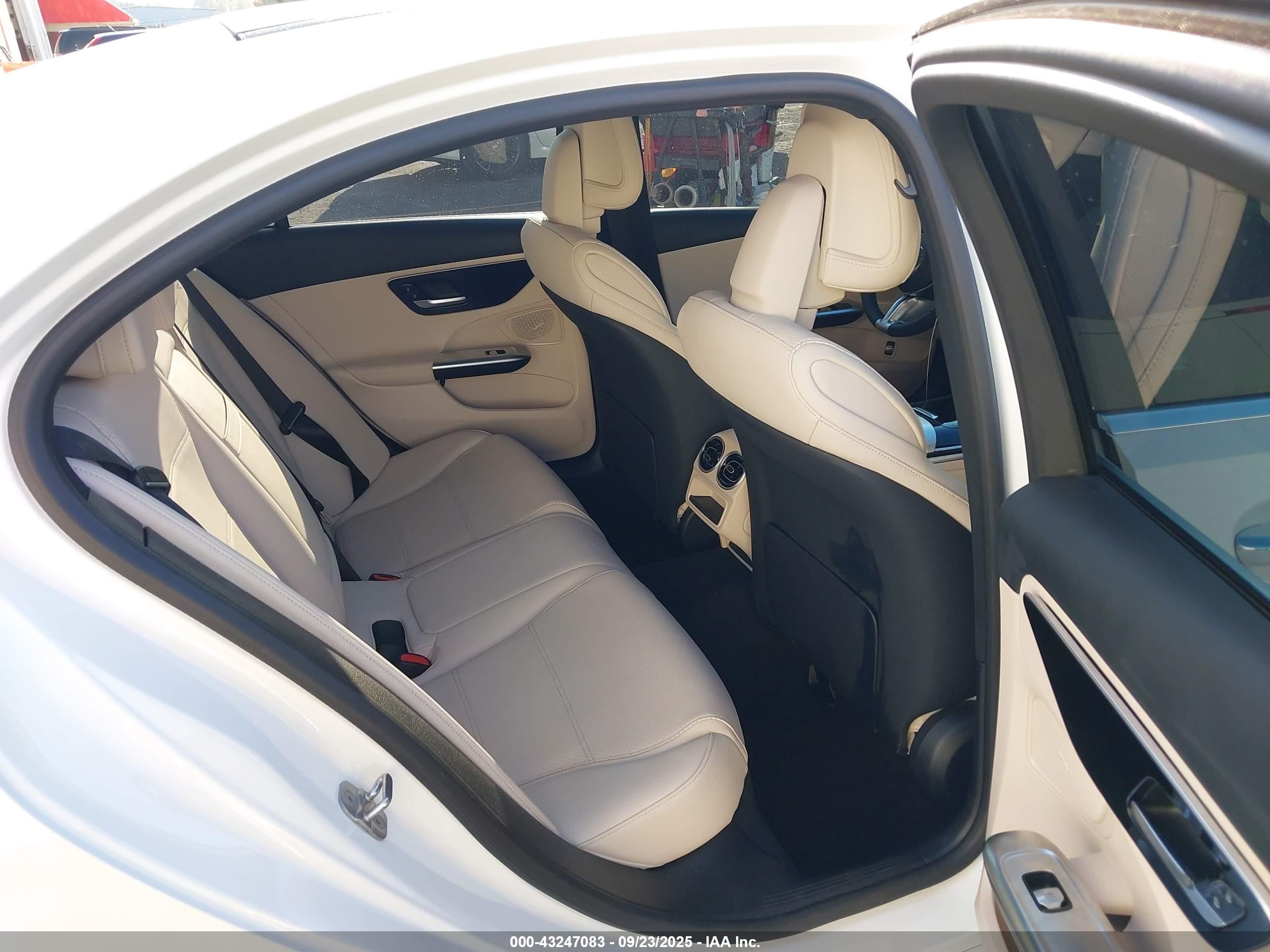 MERCEDES-BENZ C image 8