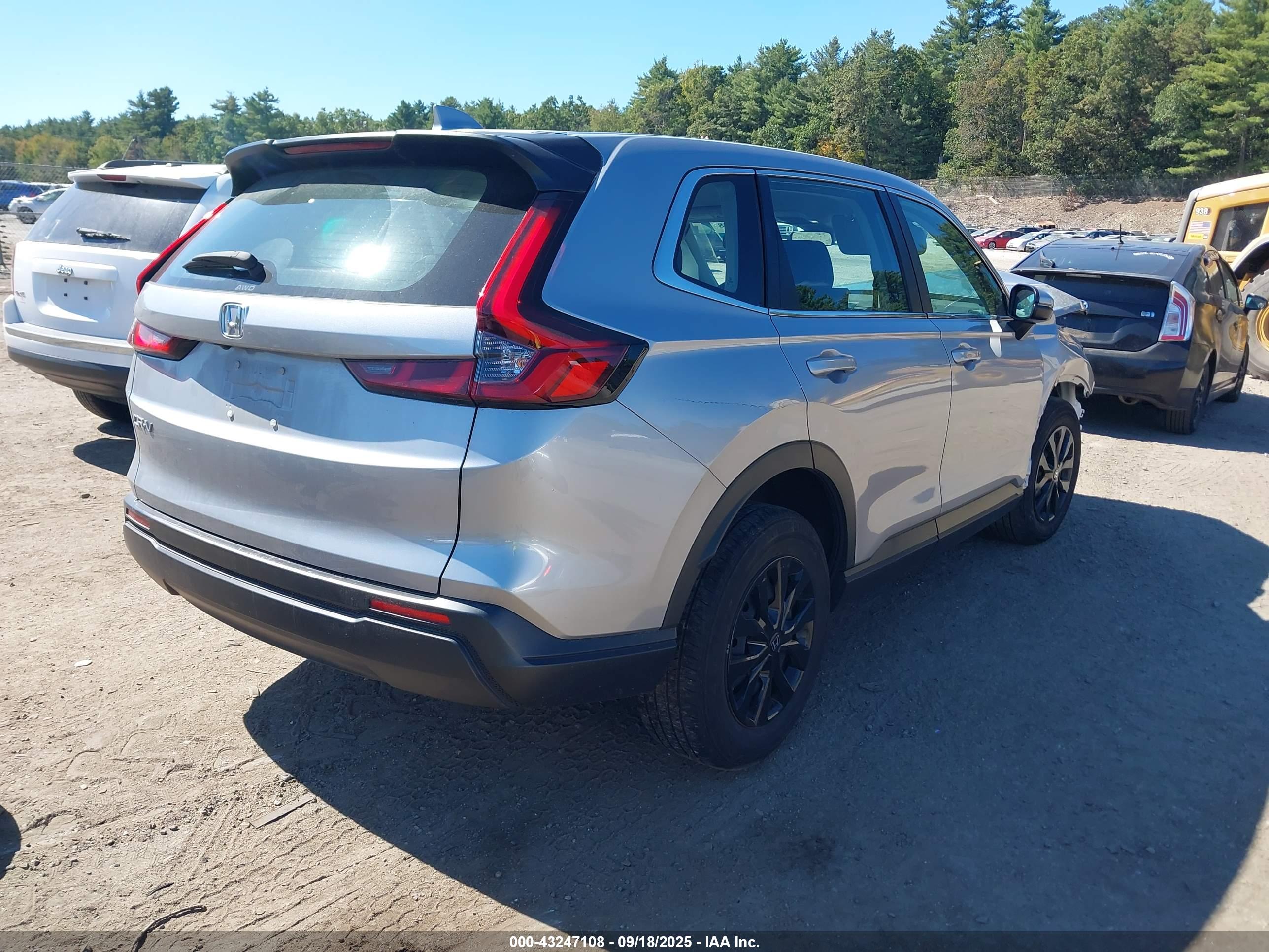 HONDA CR-V image 4
