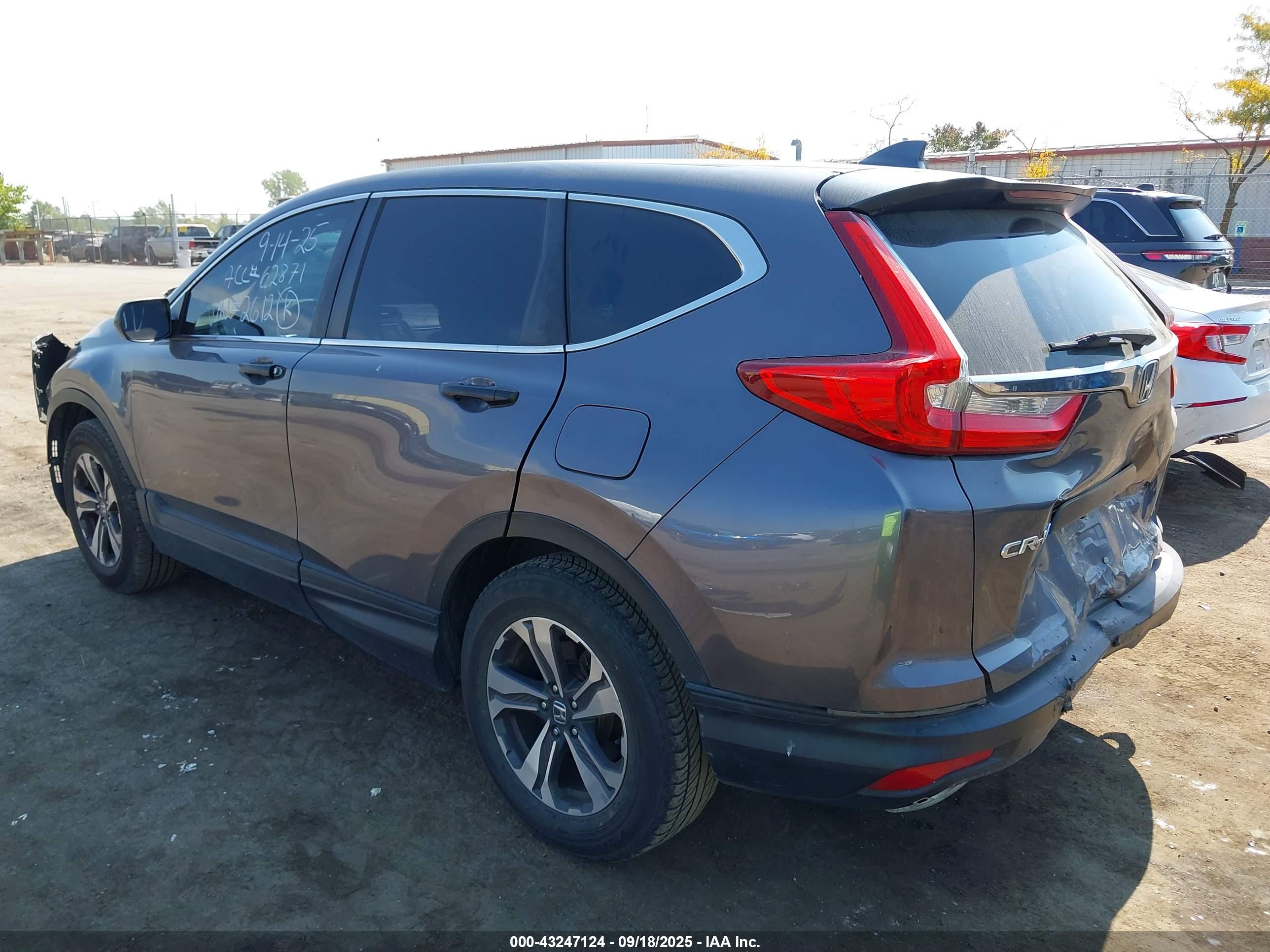 HONDA CR-V image 3