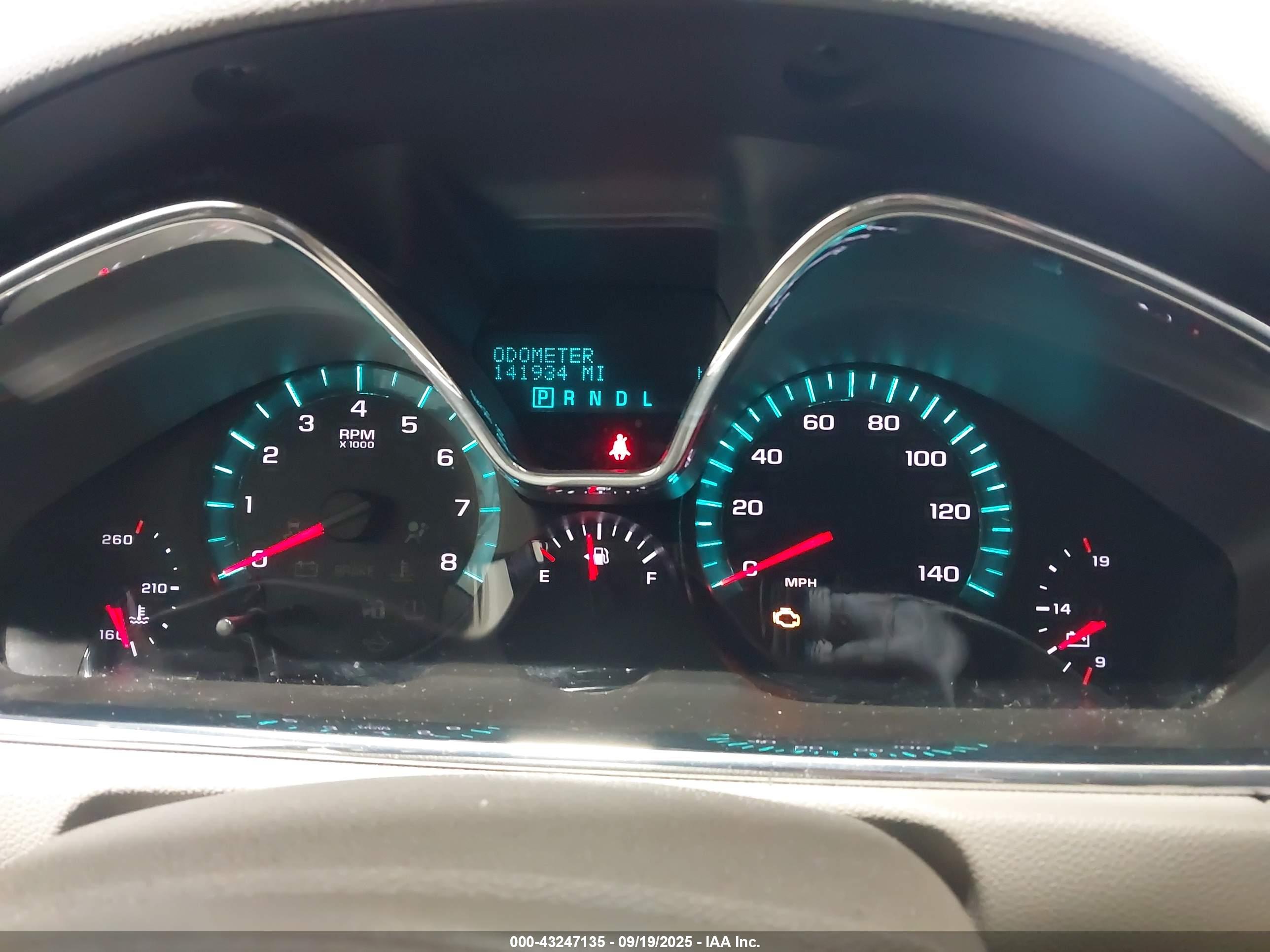 CHEVROLET TRAVERSE image 7