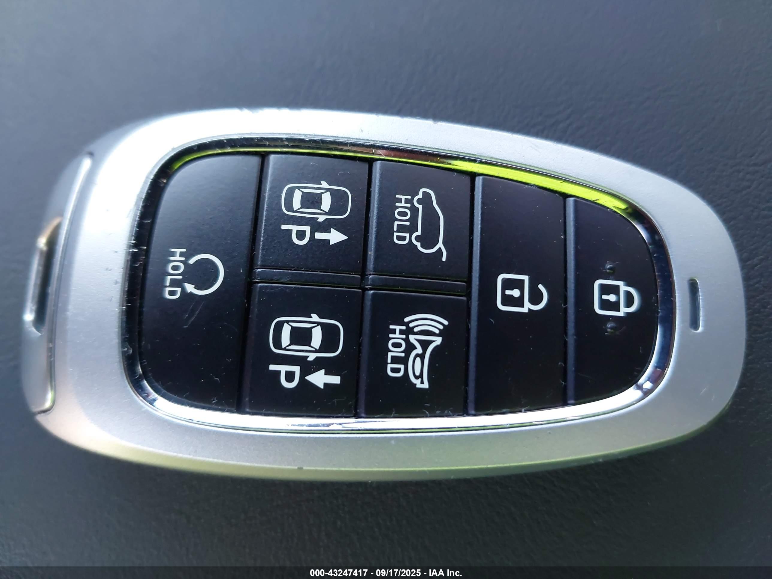 HYUNDAI PALISADE image 11
