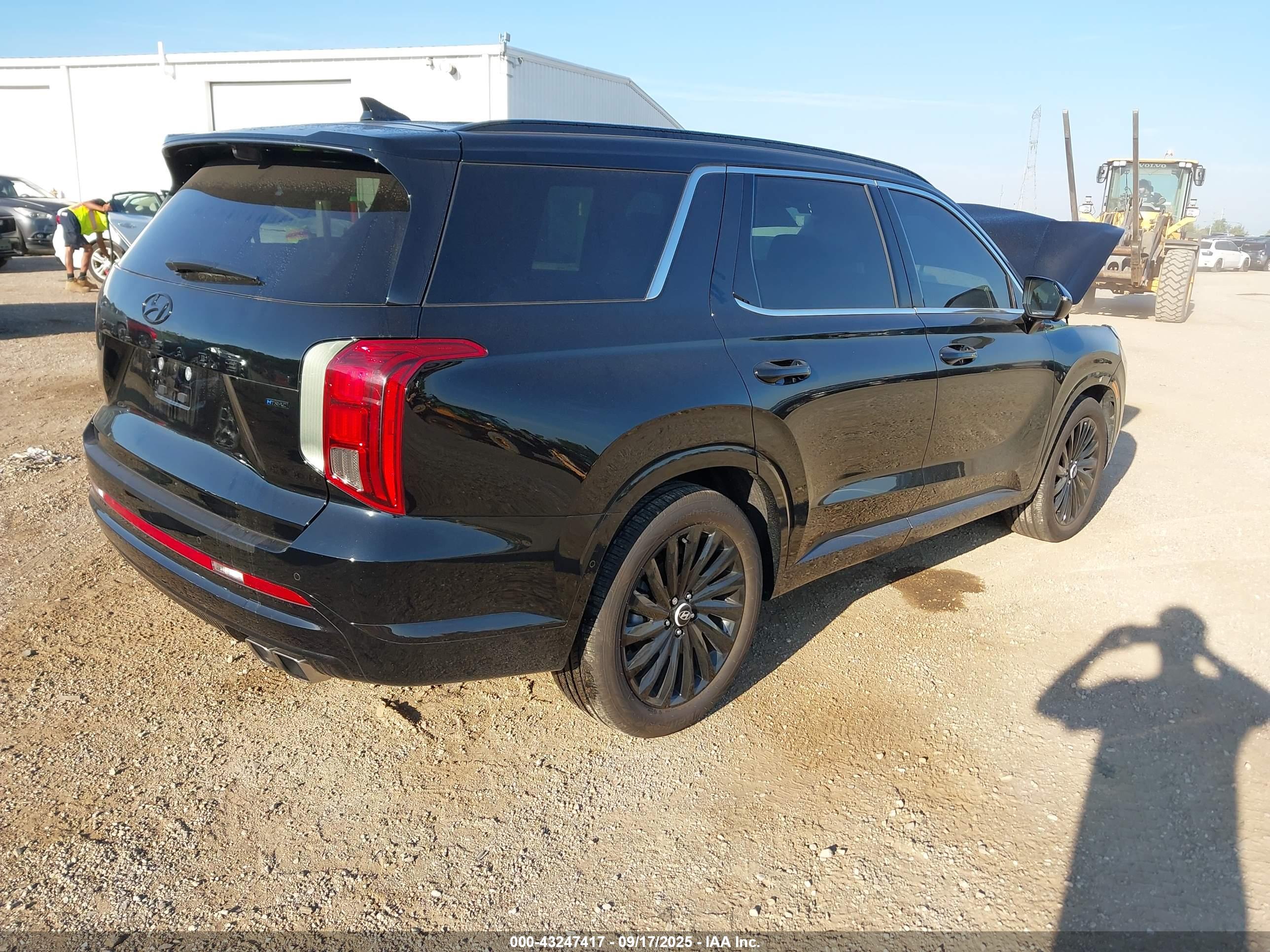 HYUNDAI PALISADE image 4