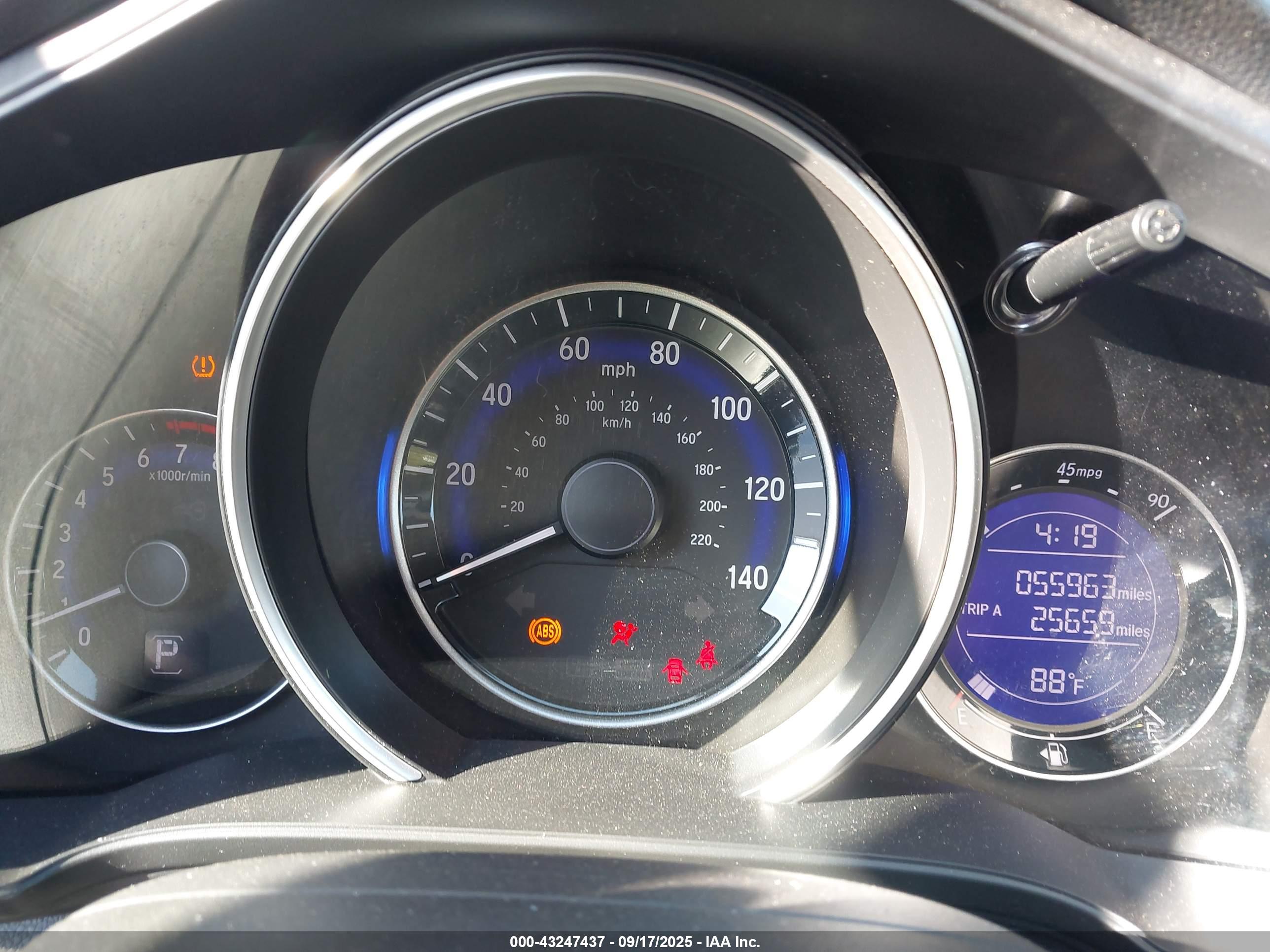HONDA FIT image 7