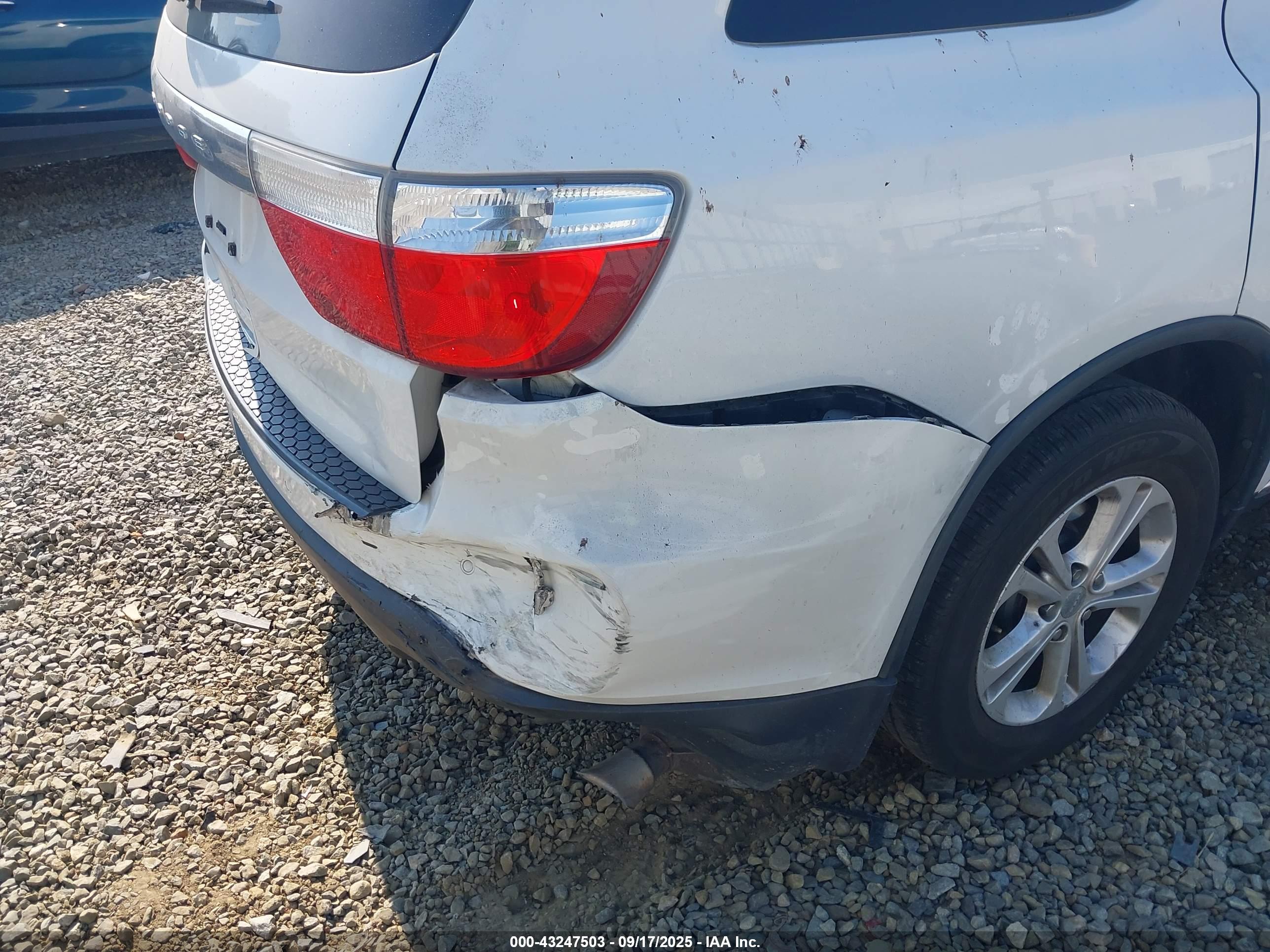 DODGE DURANGO image 6