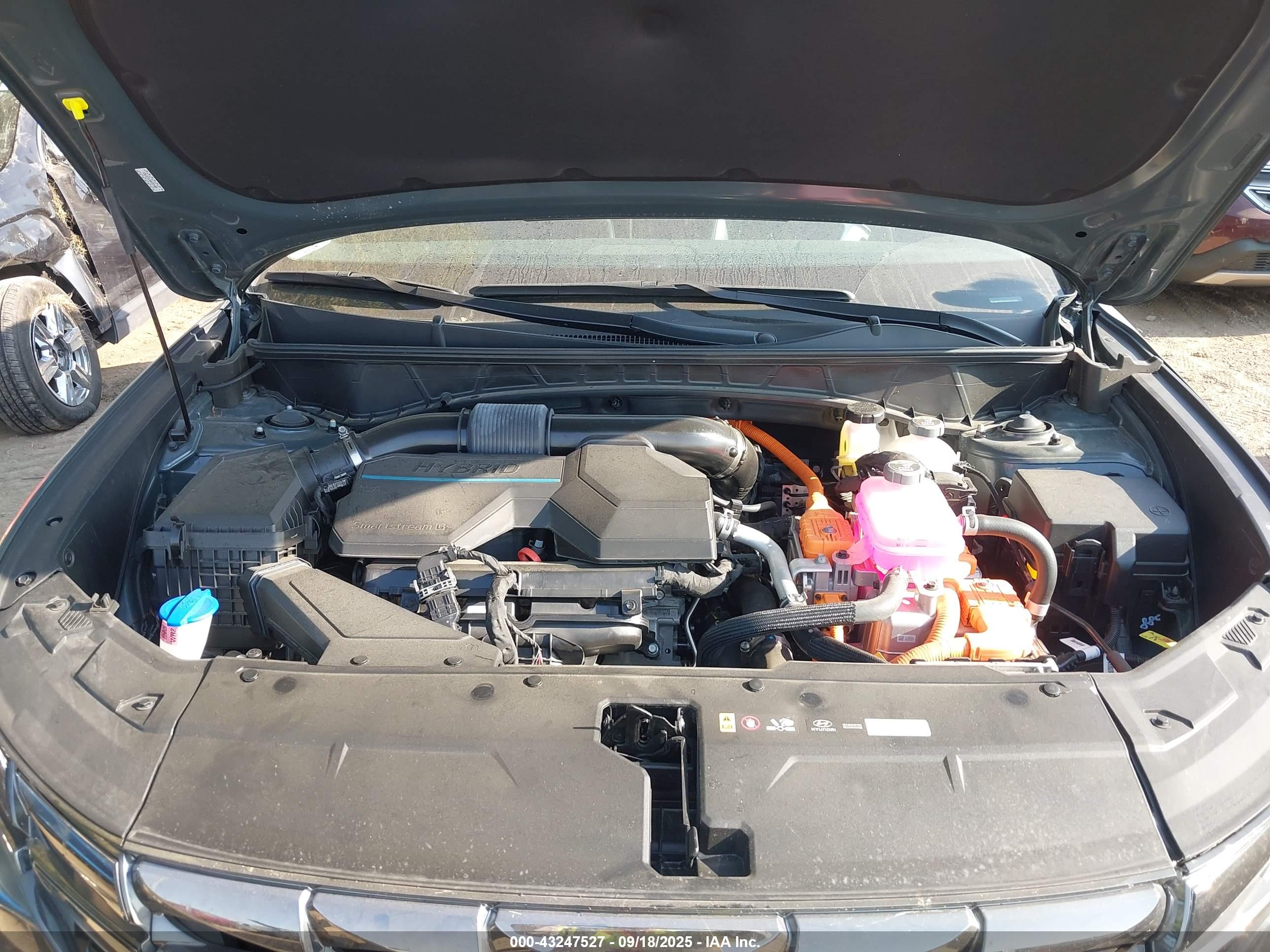HYUNDAI TUCSON image 10