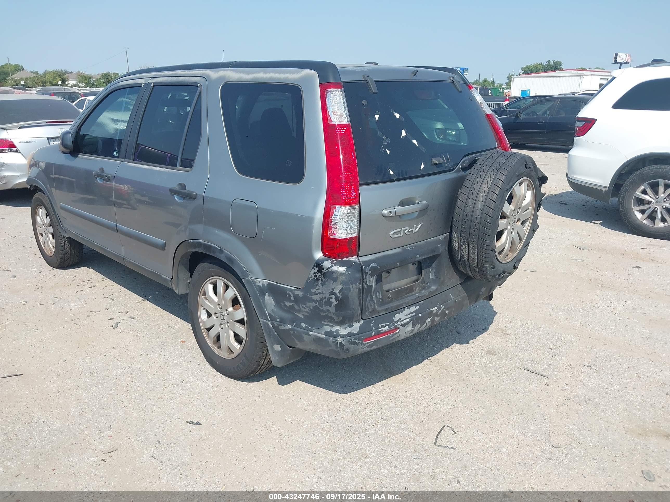 HONDA CR-V image 3