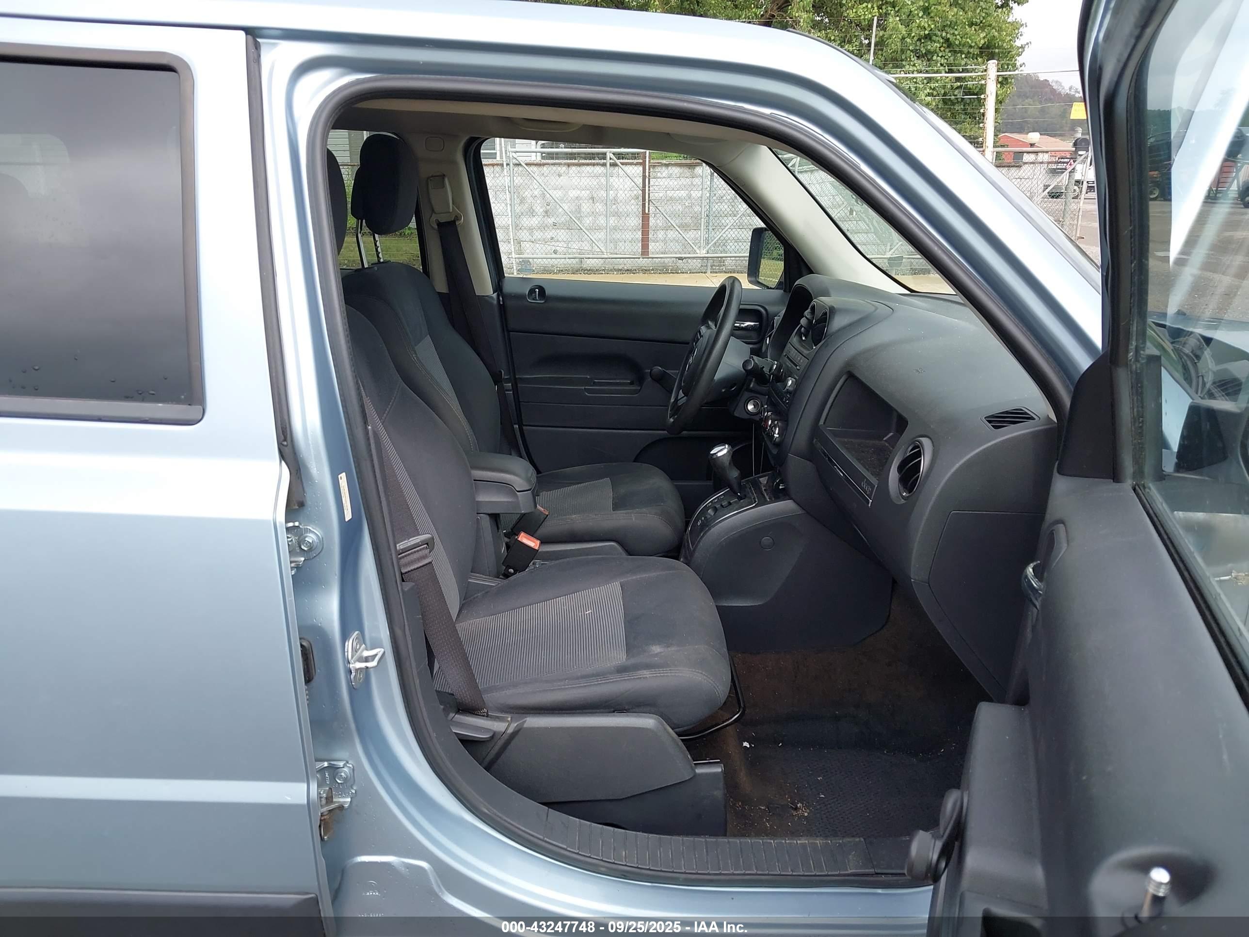 JEEP PATRIOT image 5