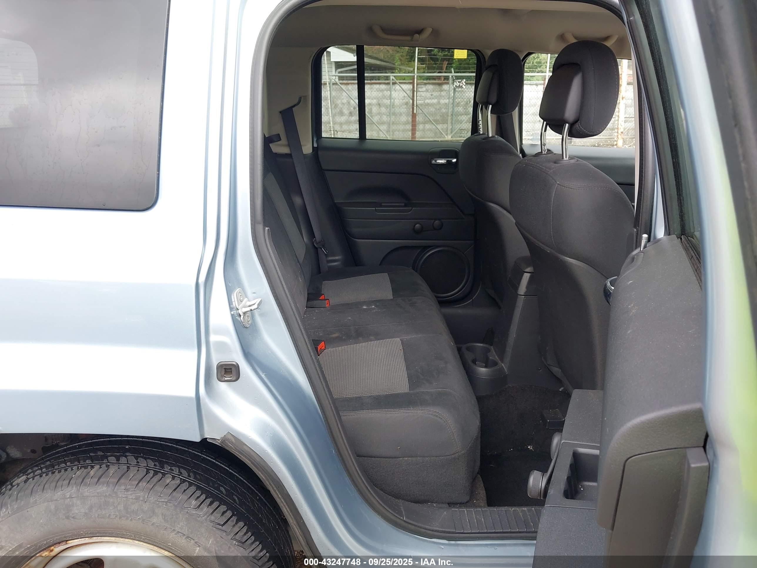 JEEP PATRIOT image 8