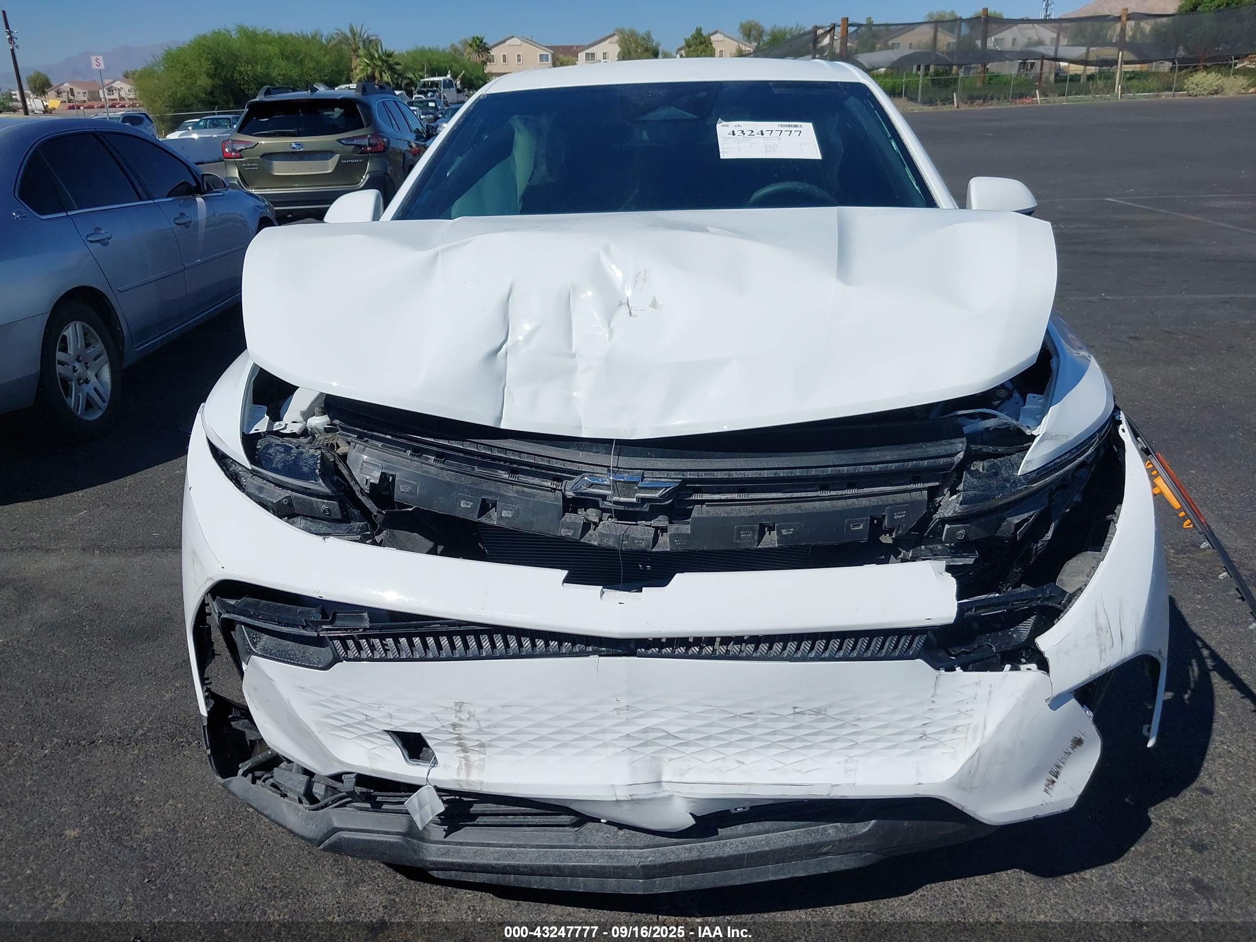 CHEVROLET EQUINOX image 6
