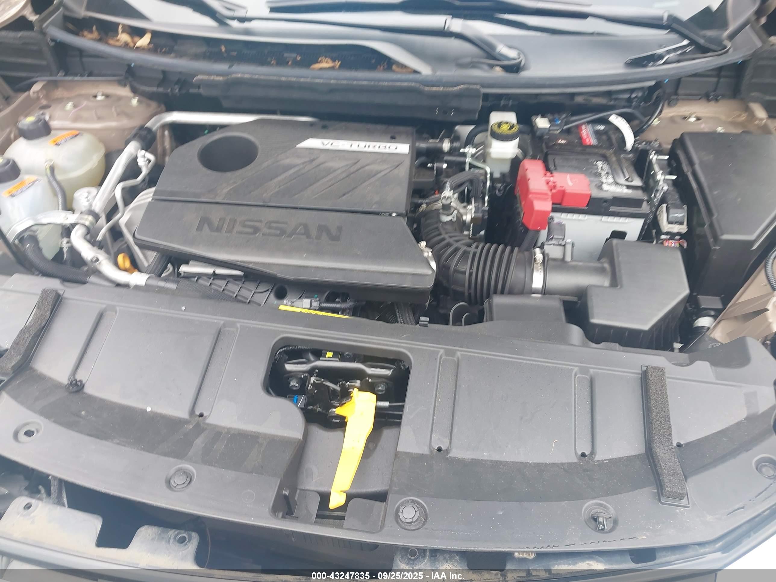 NISSAN ROGUE image 10