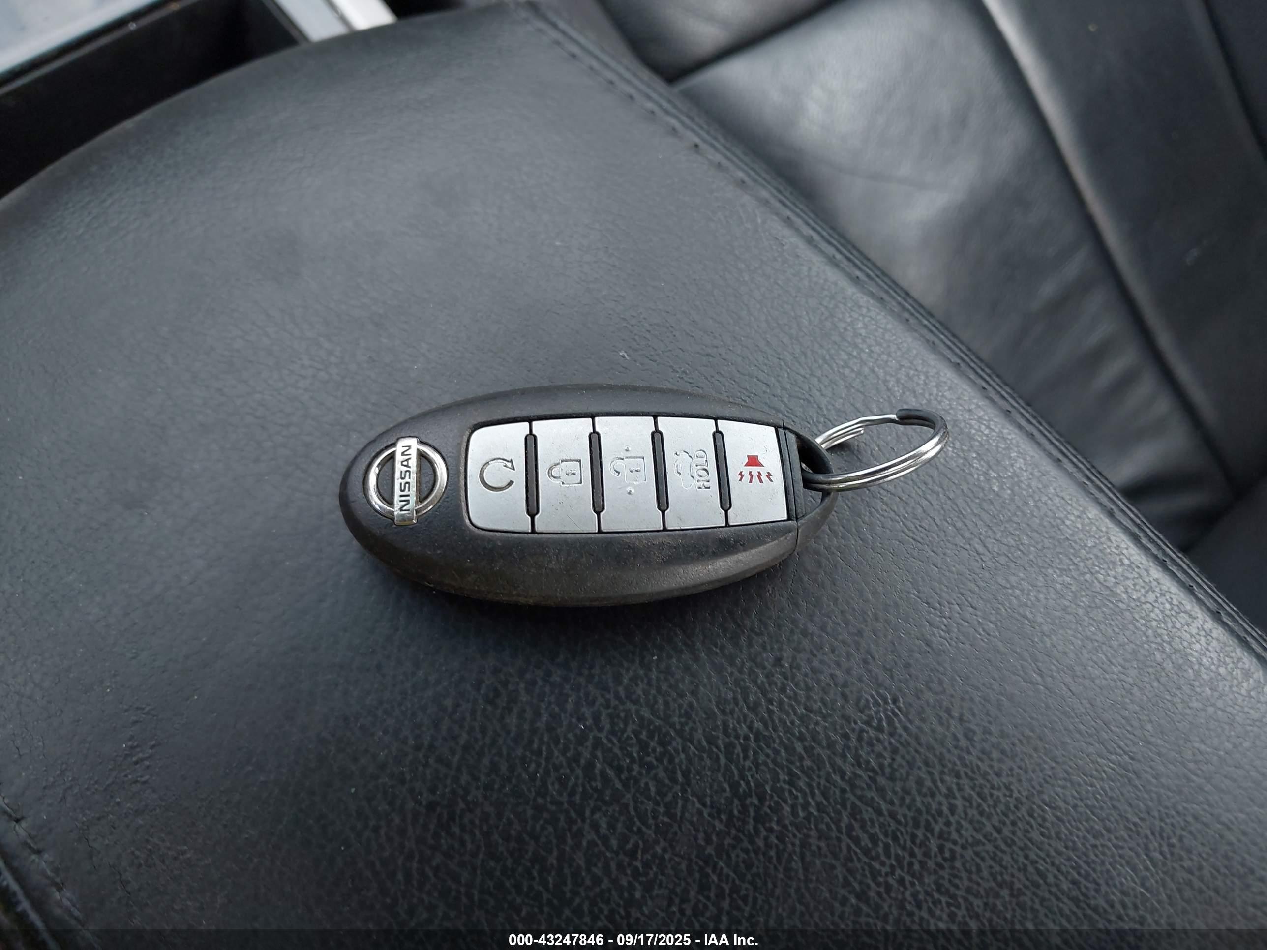 NISSAN ALTIMA image 11
