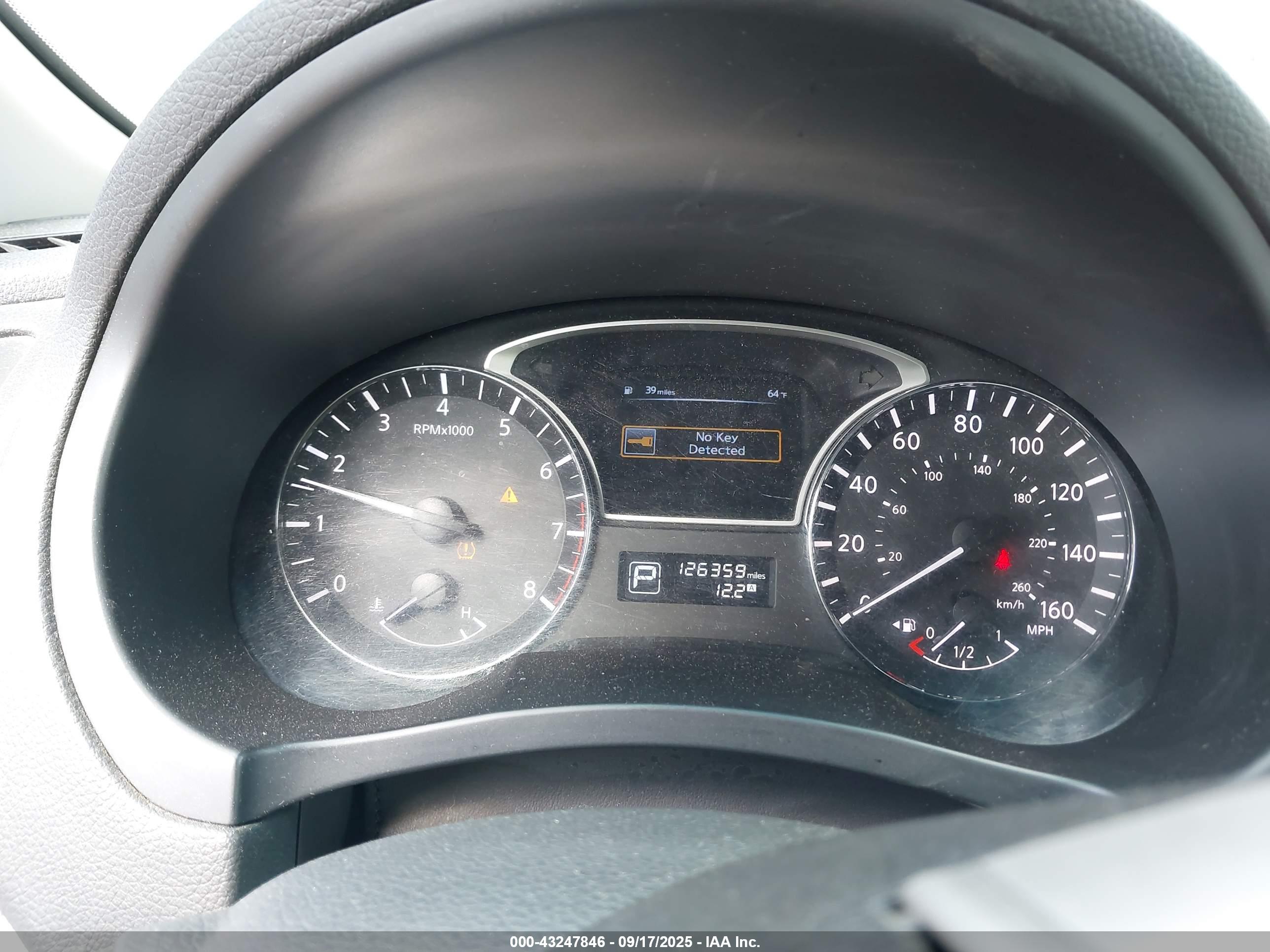 NISSAN ALTIMA image 7