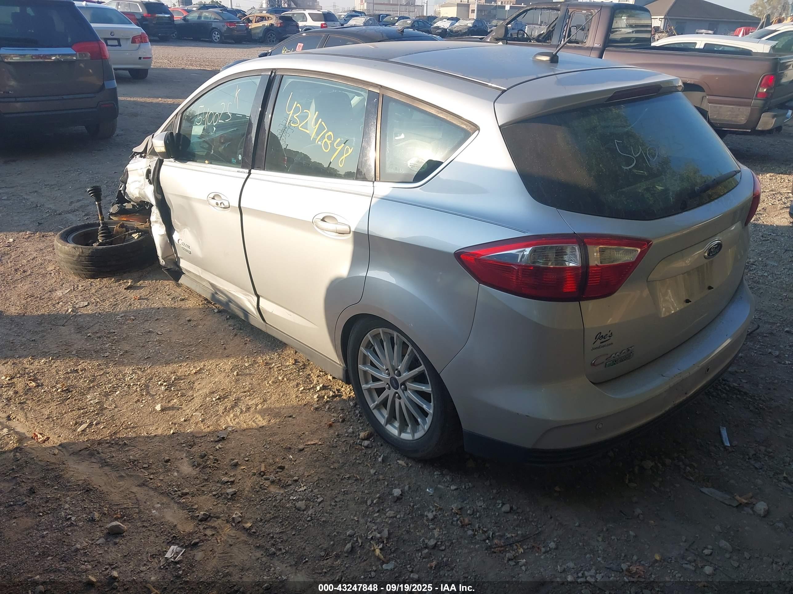 FORD C-MAX image 3
