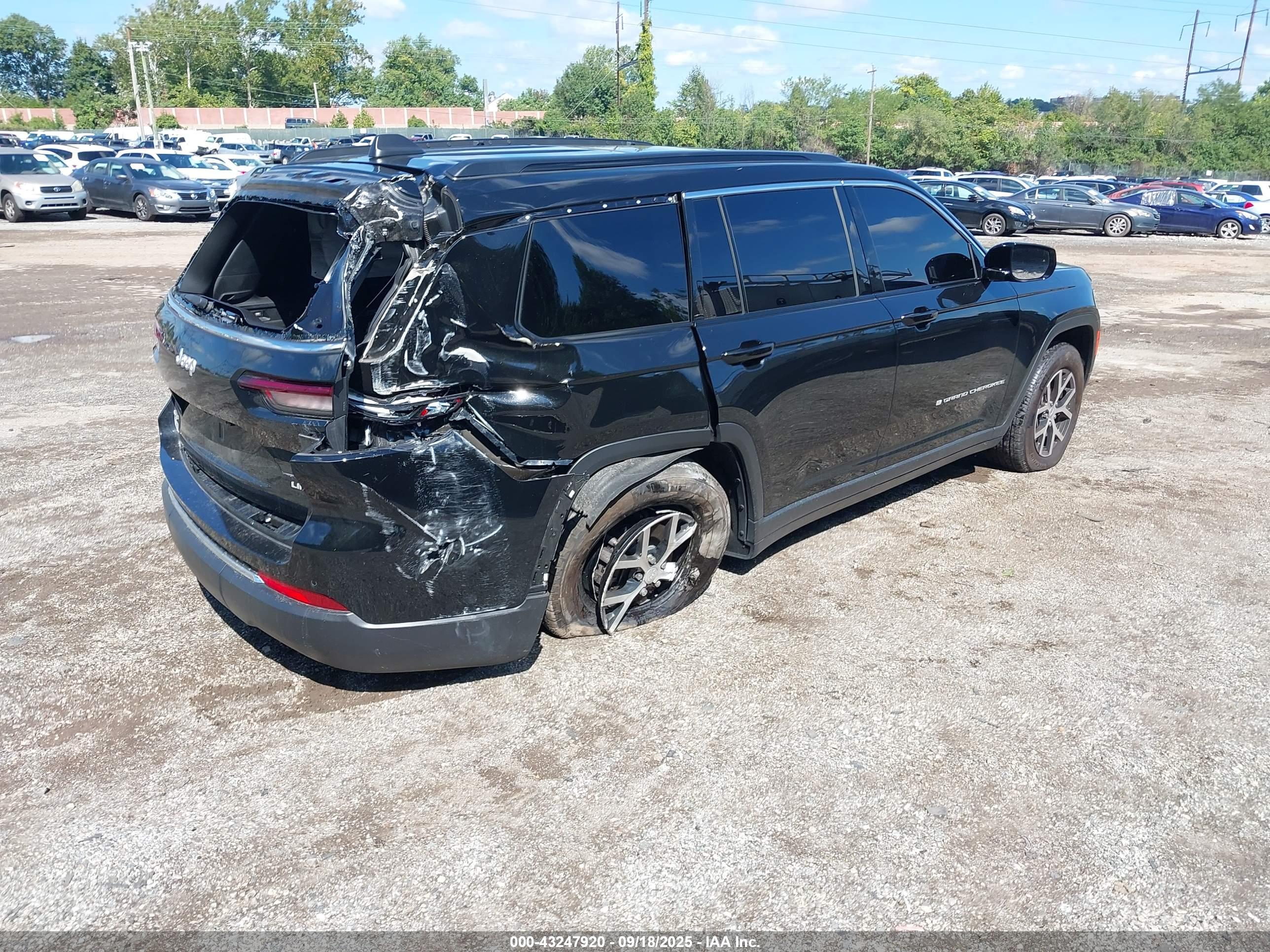 JEEP GRAND image 4