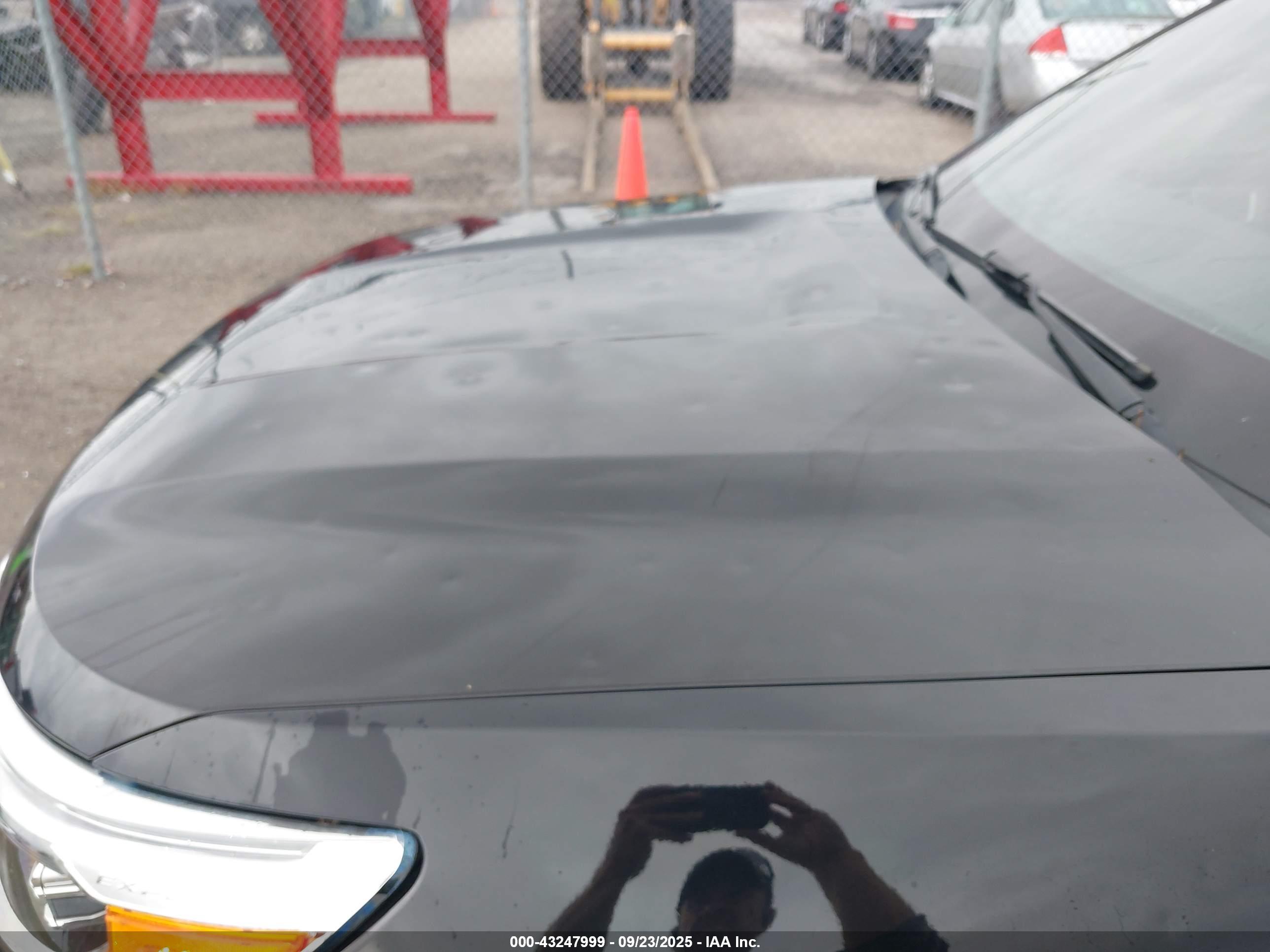 FORD EXPLORER image 6